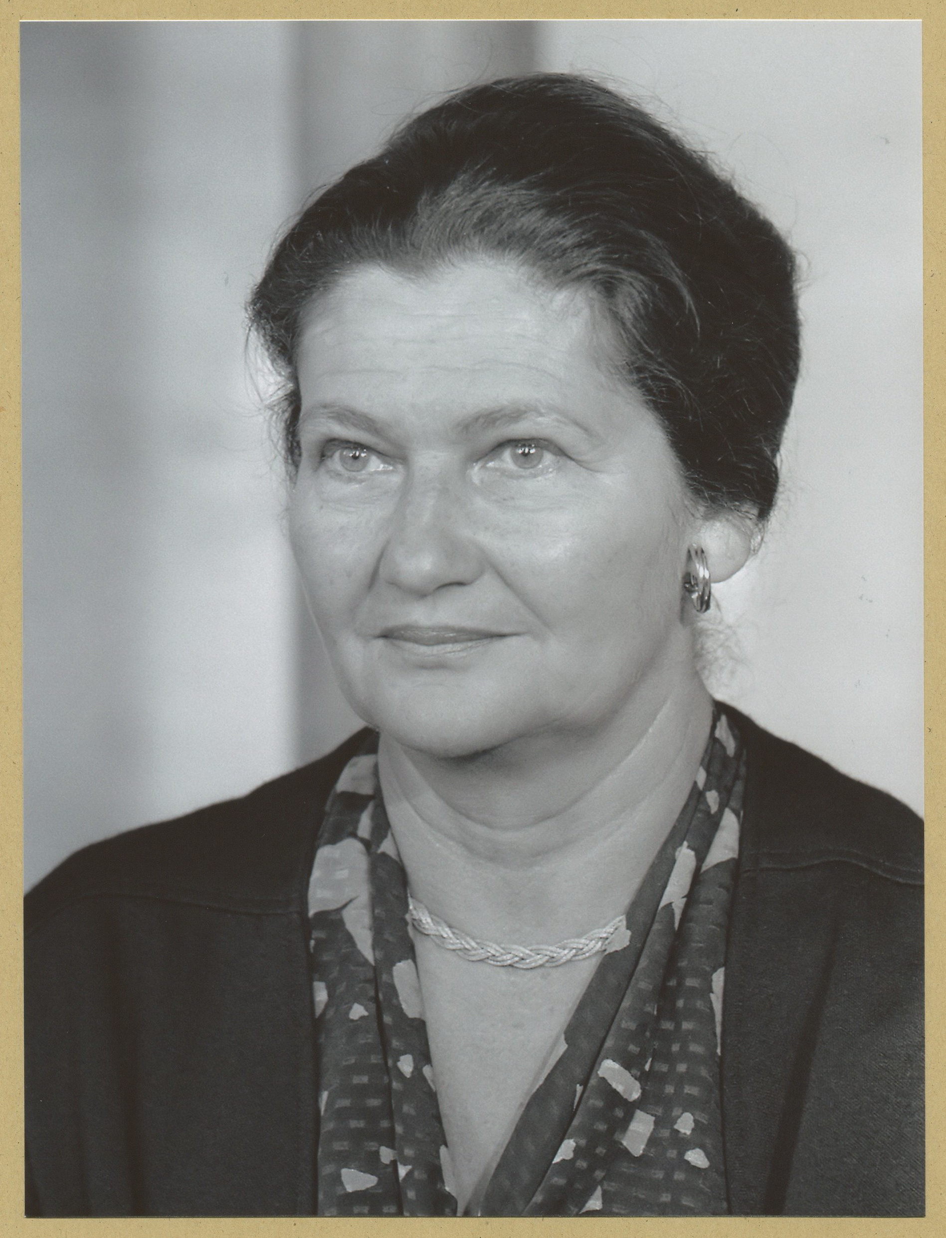 Simone Veil (19272017) Premier jour autographe signé + Photo by