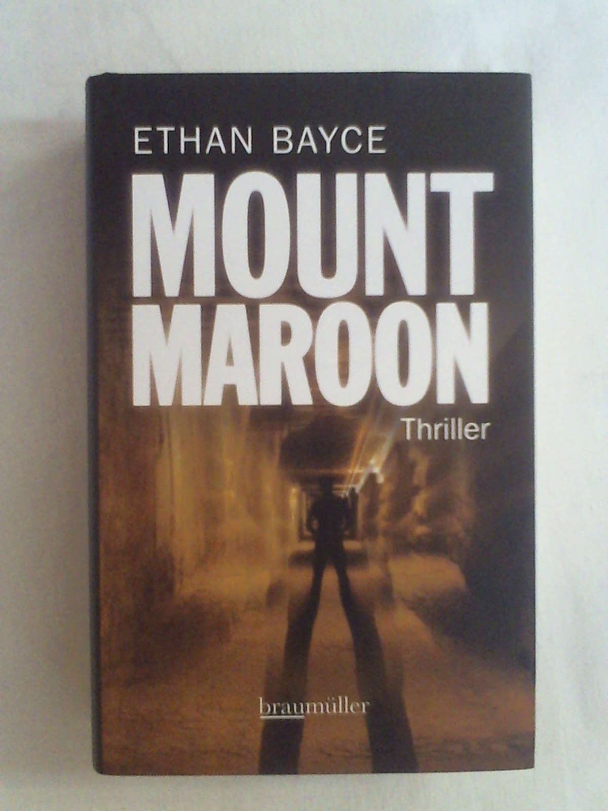 Mount Maroon. - Ethan Bayce