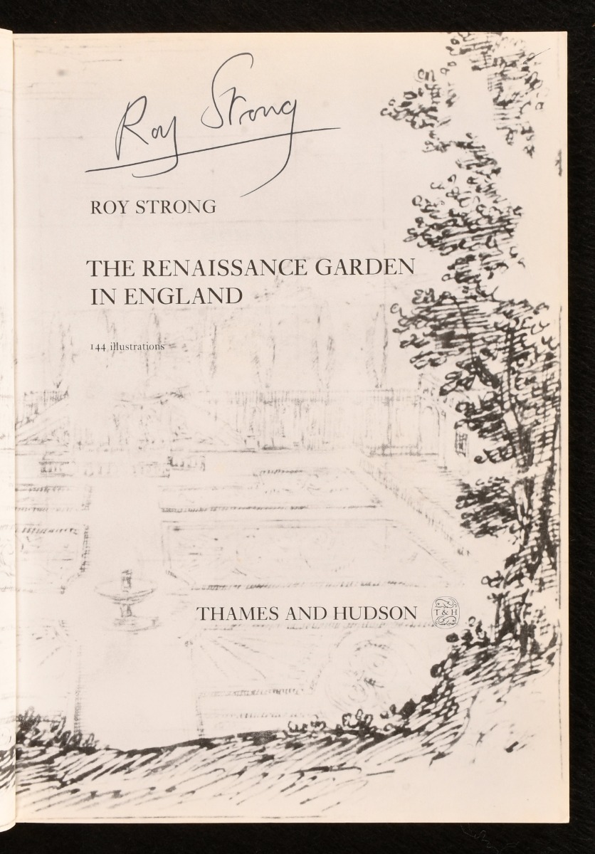 The Renaissance Garden in England by Roy Strong: Fine Paperback