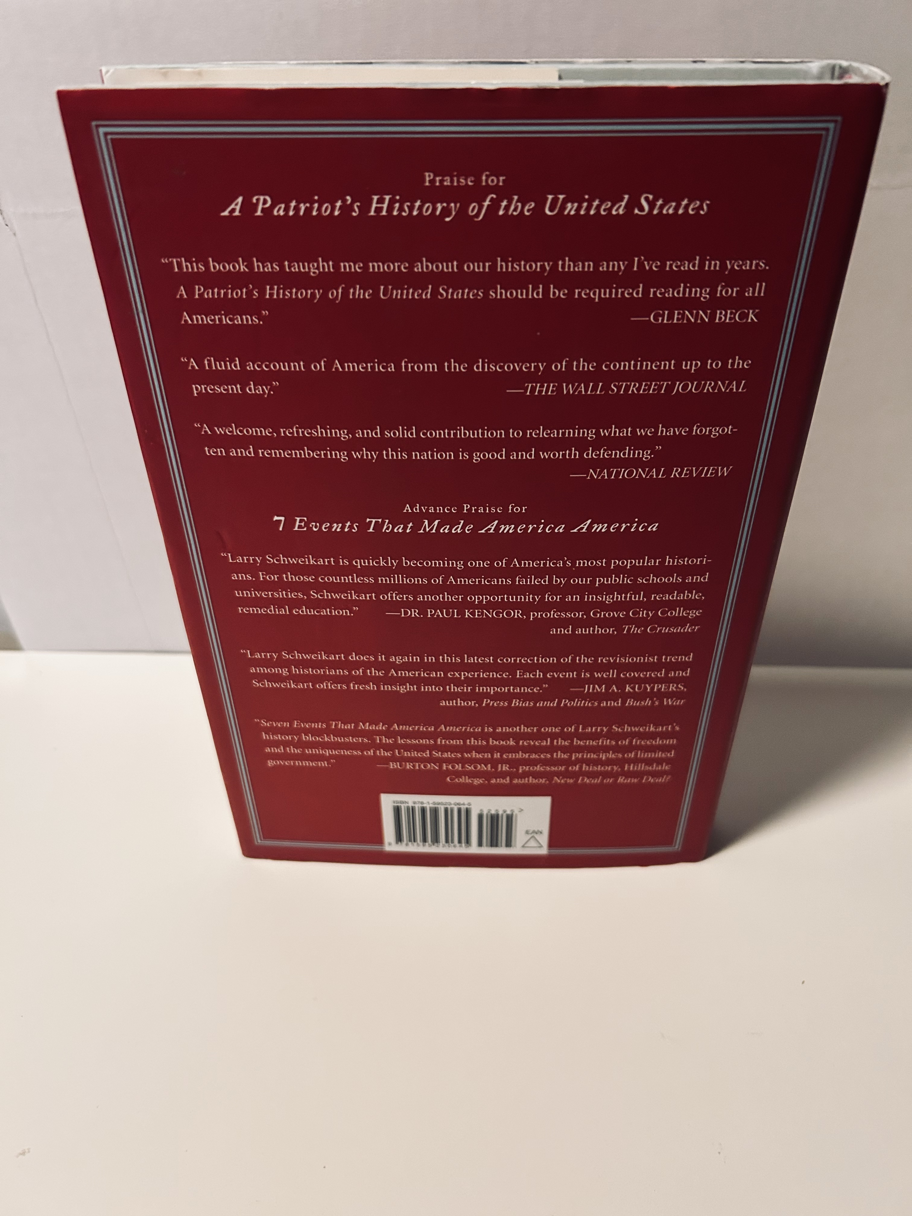 A Patriot's History of the United by Larry Schweikart