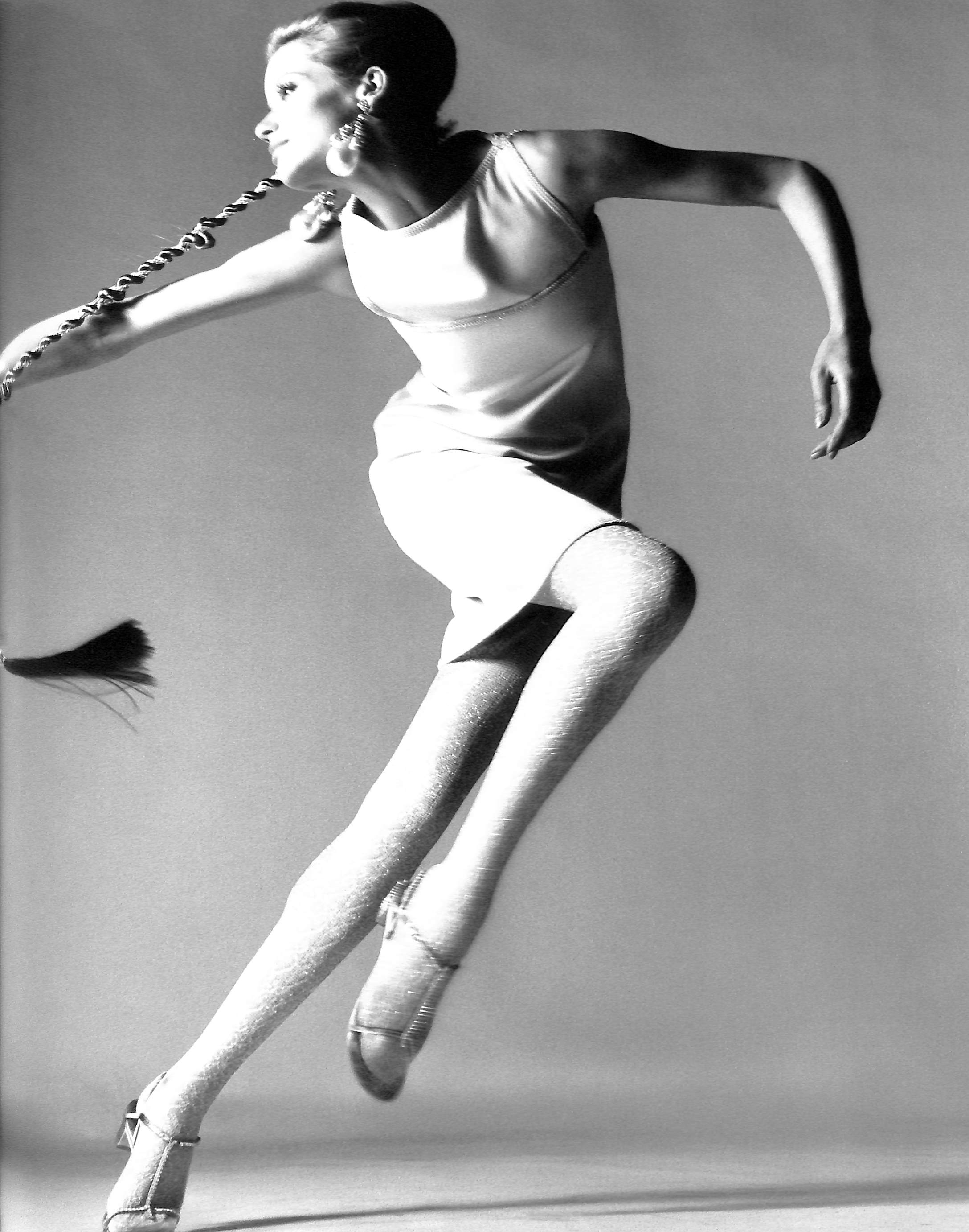 Woman in the Mirror: Richard Avedon, Anne Hollander
