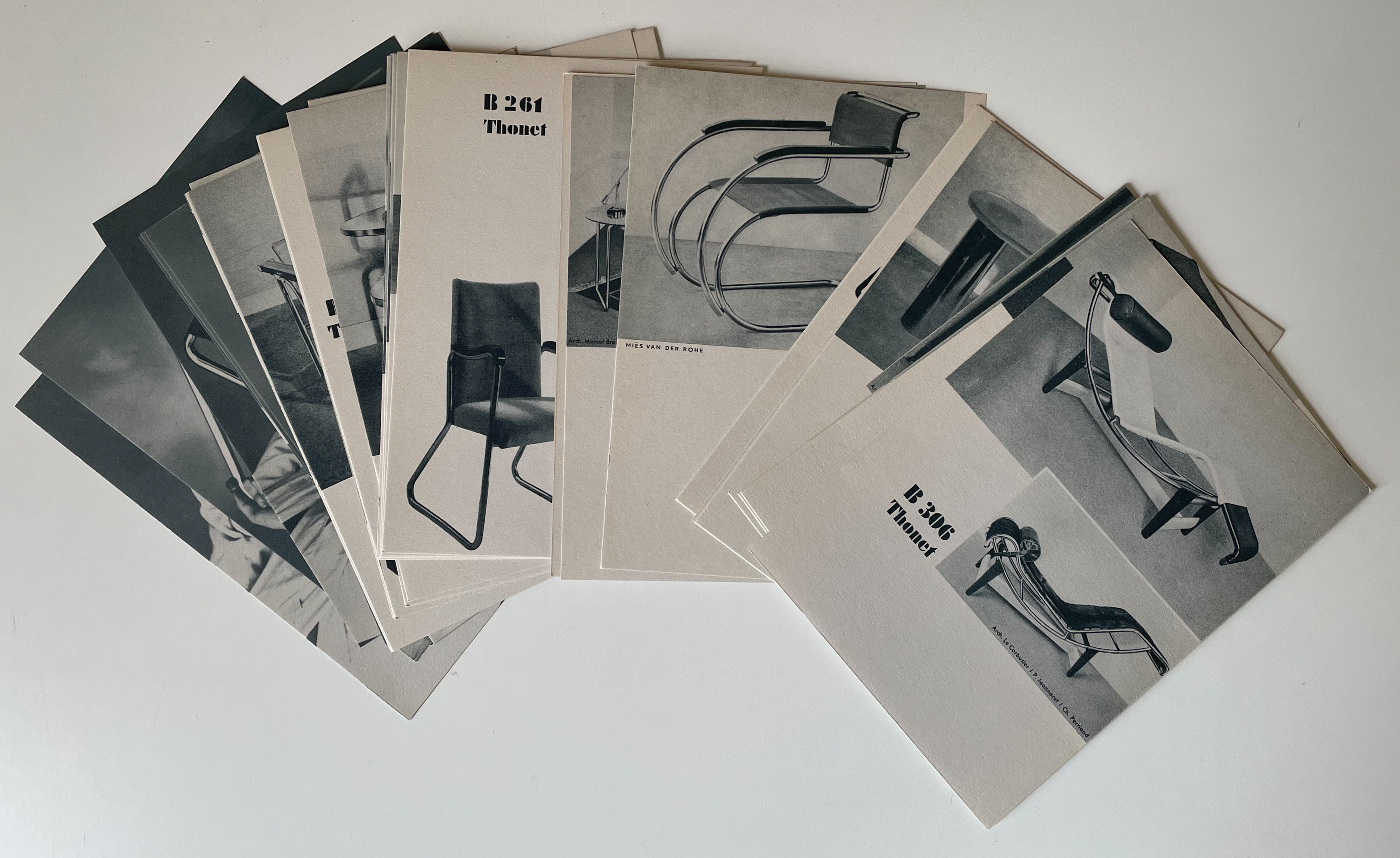 洋書 THONET Vitra design museum Thonet Stahlrohr-Möbel Steckkartenkatalog (Vitra re-release