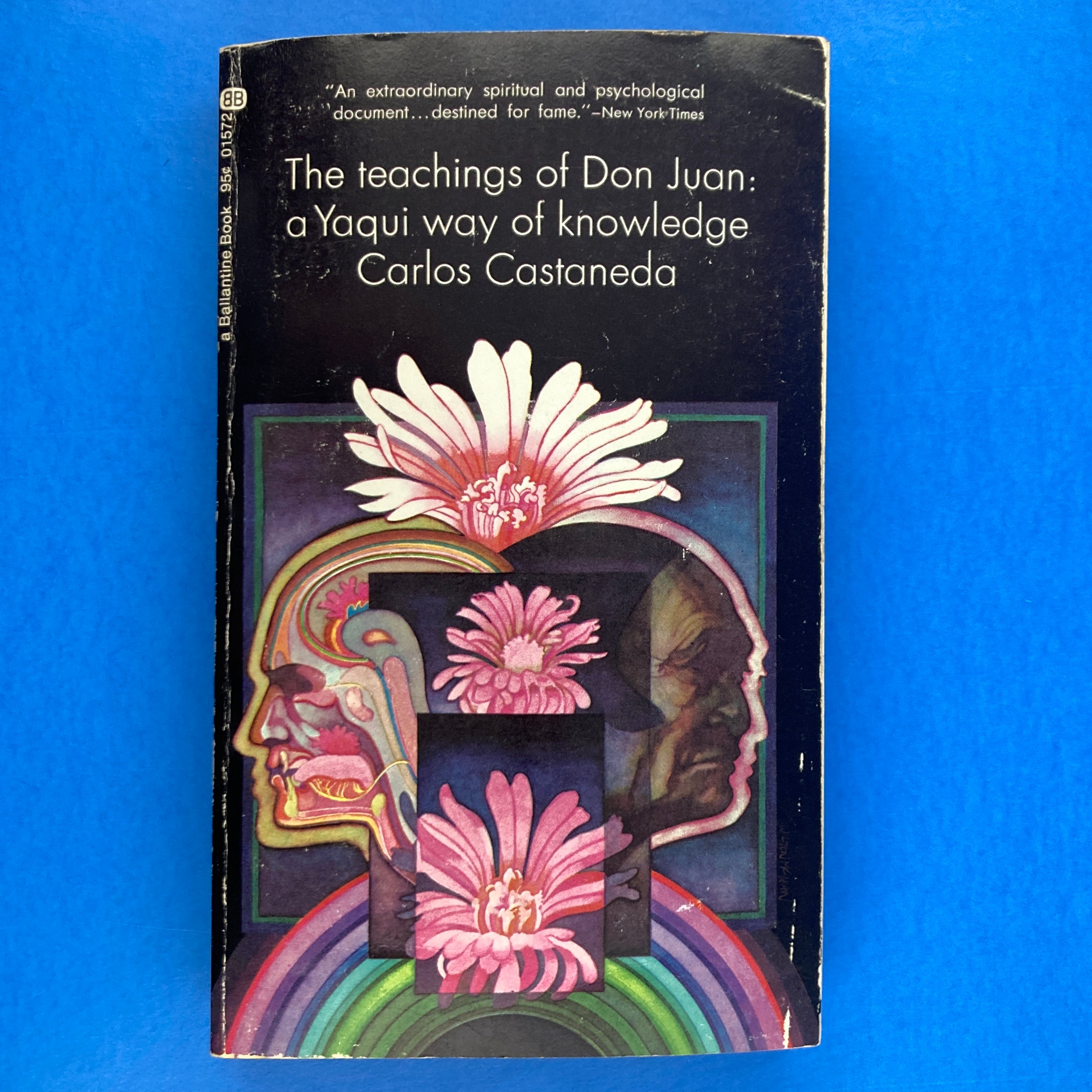 The Teachings of Don Juan: A Yaqui Way of Knowledge Carlos Castaneda [Very Good] [Softcover]
