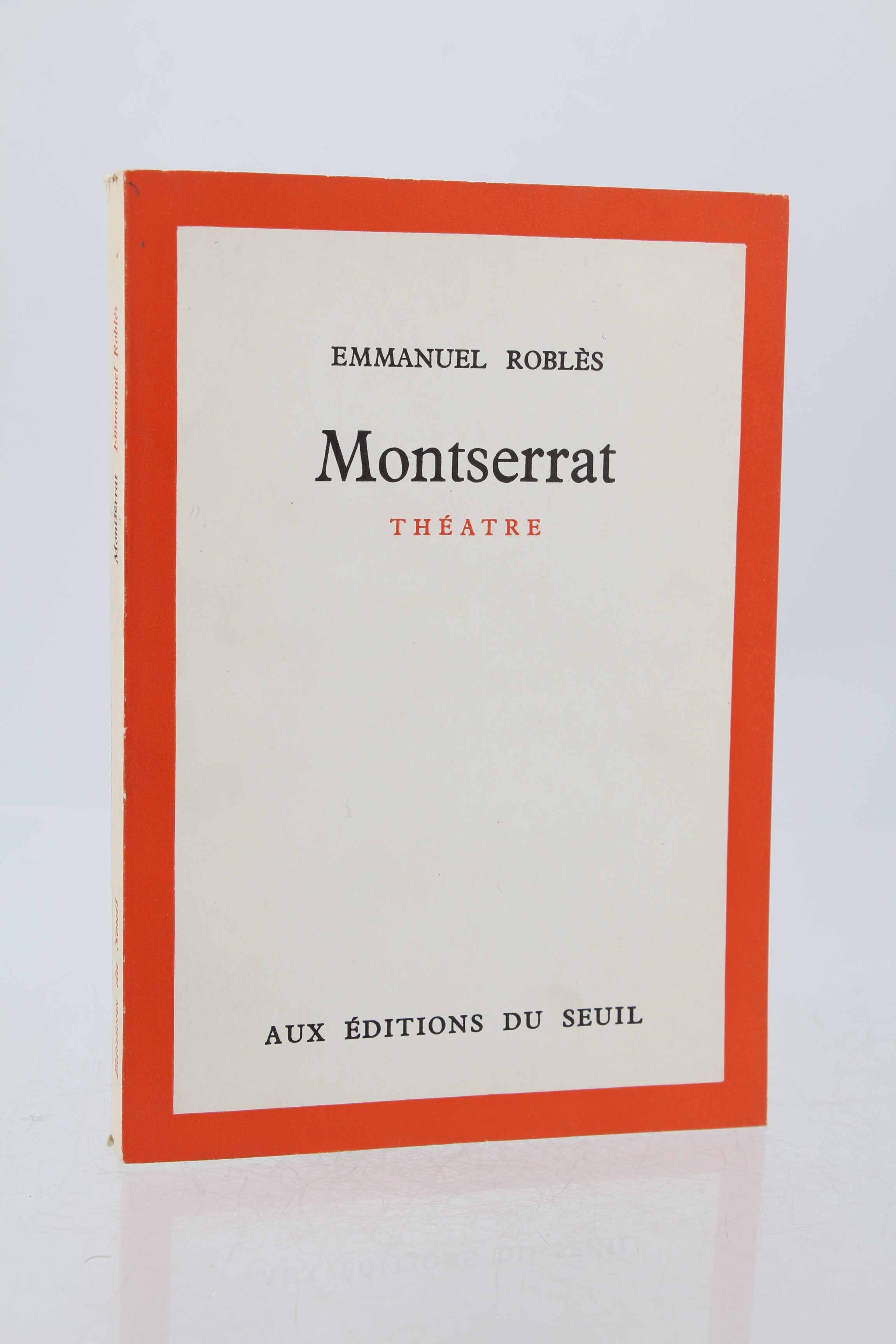  Montserrat: Robles, Emmanuel: Books