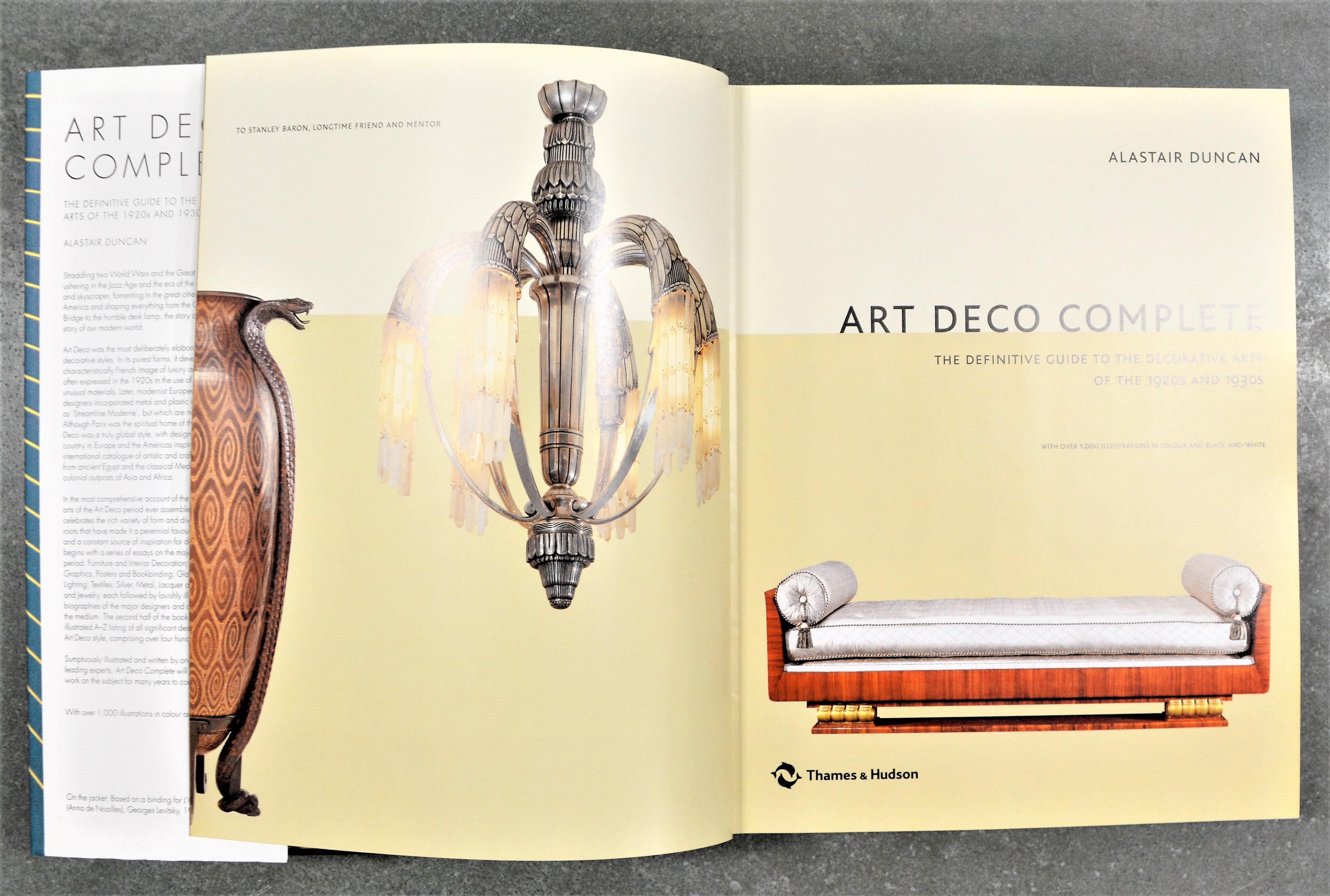 Art Deco Complete: The Definitive Guide to the Decorative Arts of the 1920s  and 1930s