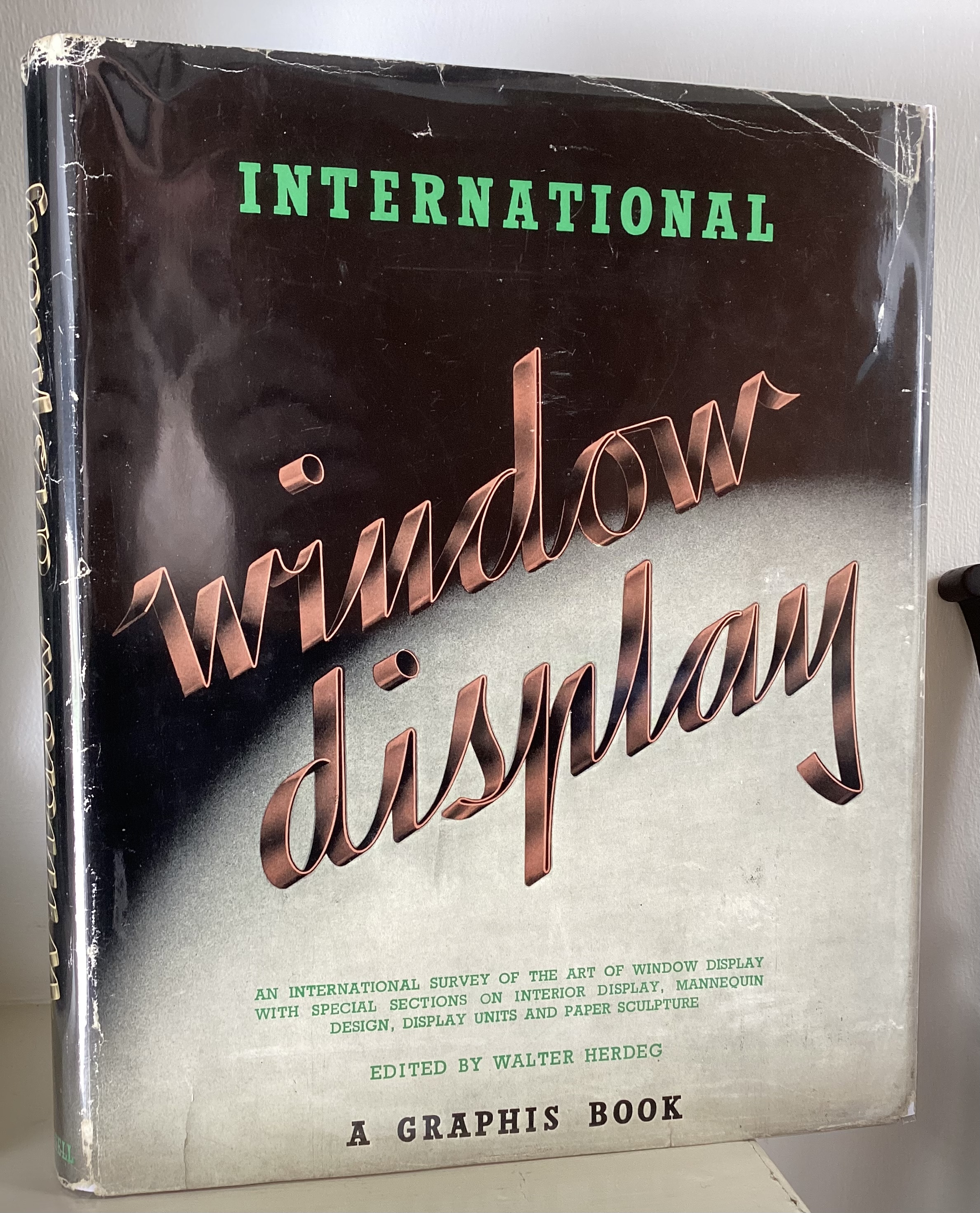 International Window Display a Graphis book Walter Herdeg [Very Good] [Hardcover]
