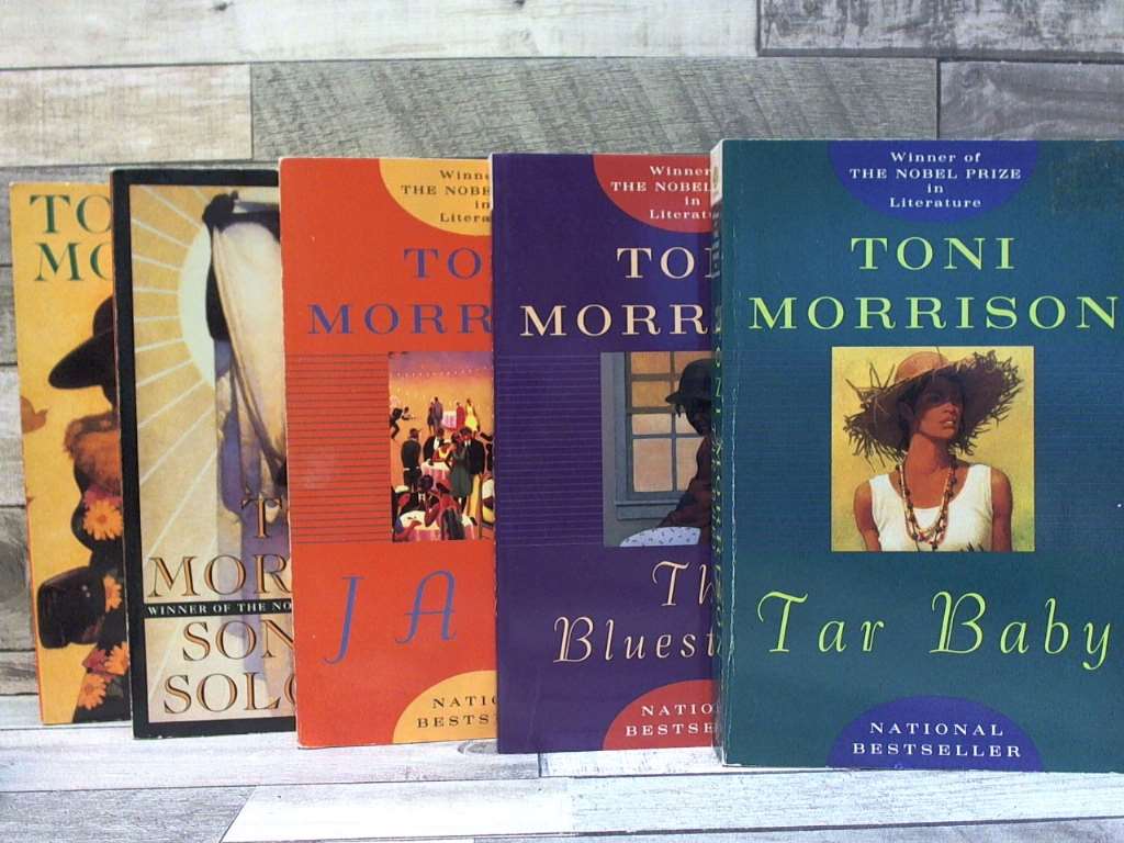 8 Toni Morrison Novels (Tar Baby, The Bluest Eye, Jazz, Song of Solomon, Sula, Love, Paradise