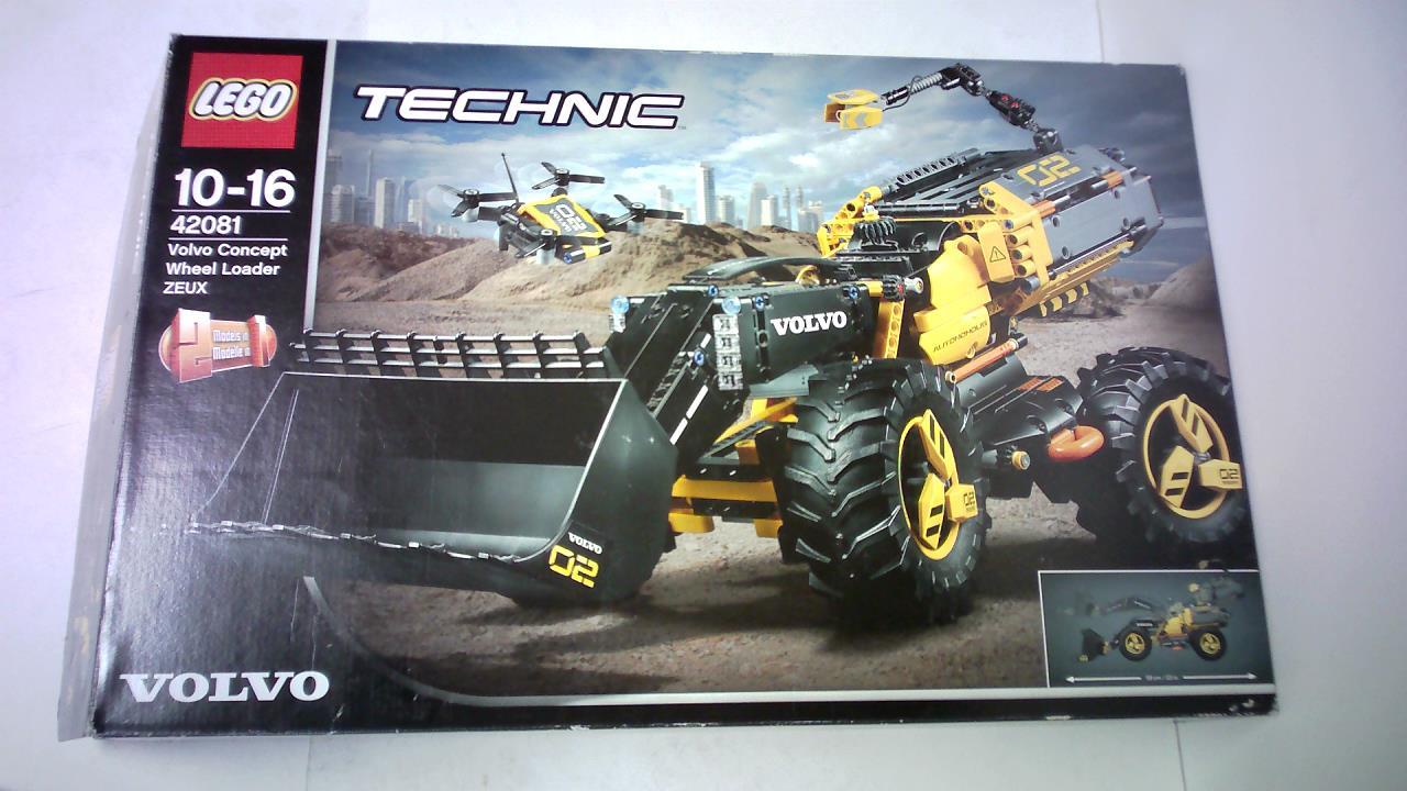 Volvo Concept Wheel Loader ZEUX 42081 by Lego Technic