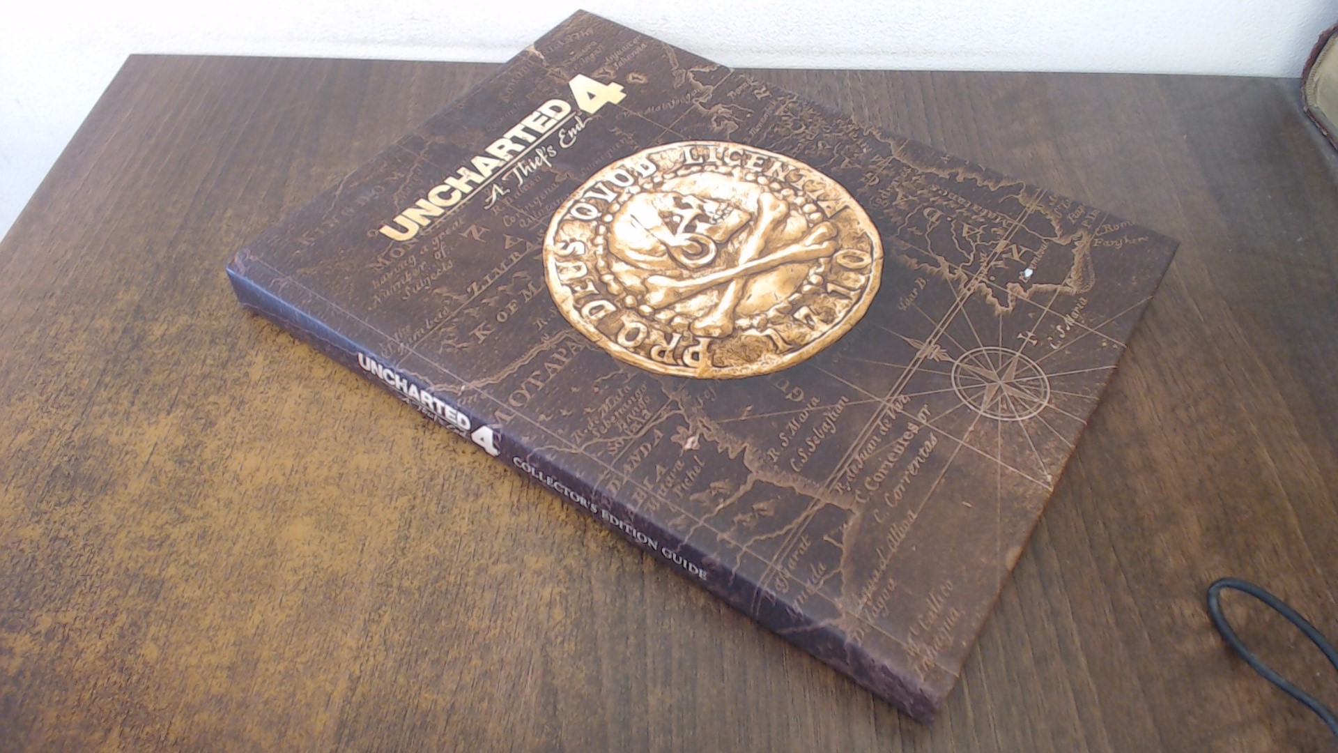 Uncharted 4: A Thiefs End Collectors Edition Strategy Guide Prima Games [Good] [Hardcover]