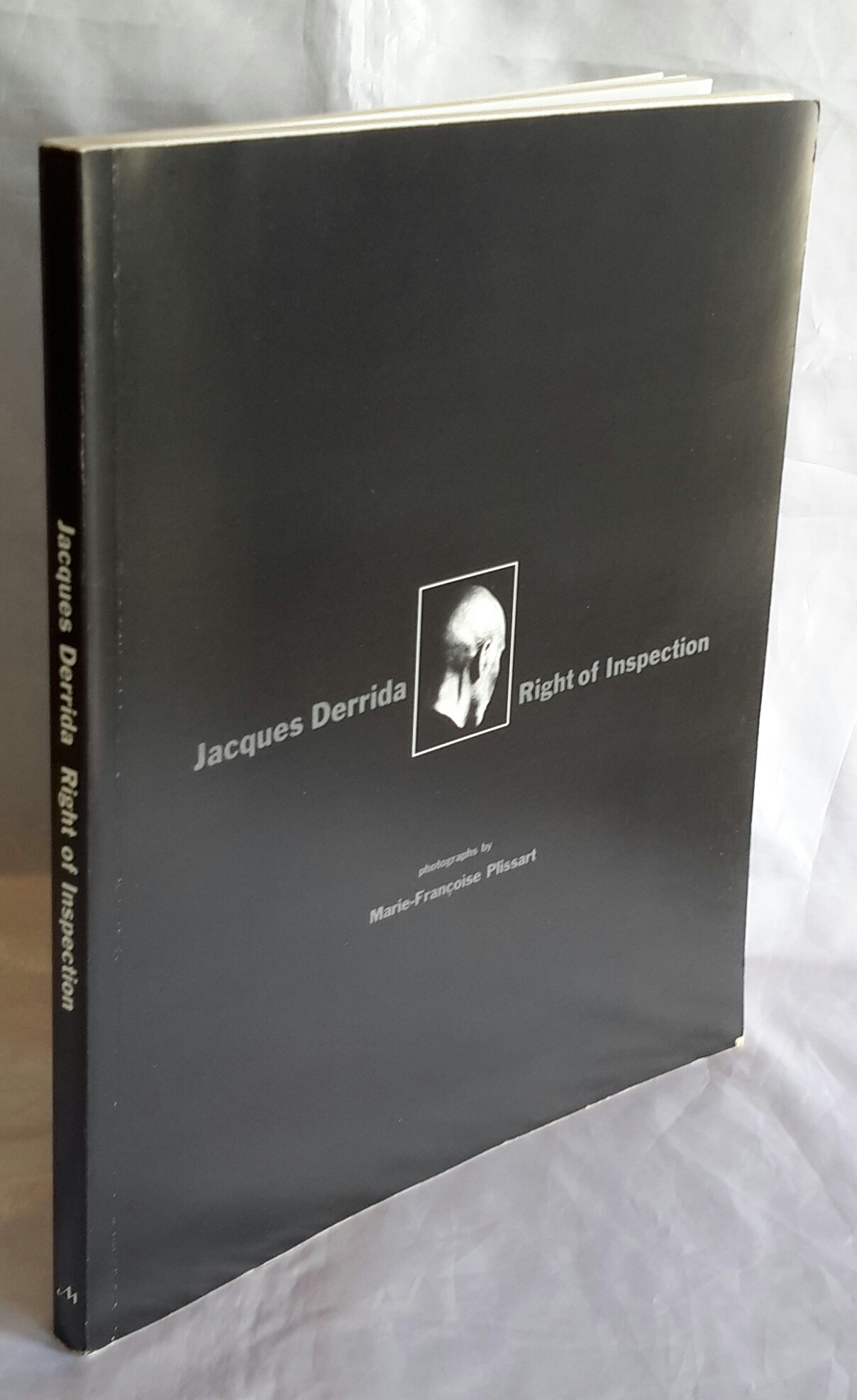 Right of Inspection. Translated by David Wills. by DERRIDA Right of Inspection. Translated by David Wills. by DERRIDA