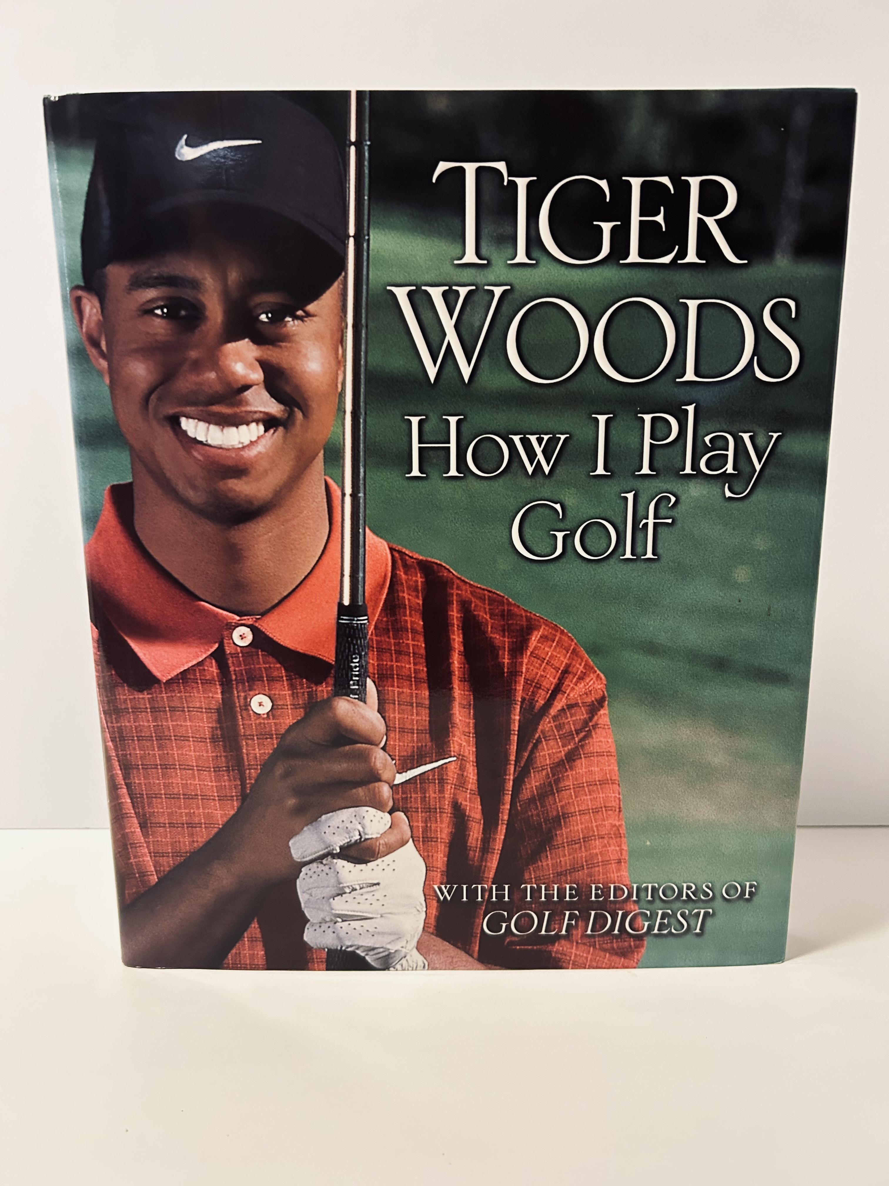 How I Play Golf [FIRST EDITION, FIRST PRINTING] Woods, Tiger; Golf Digest [As New] [Hardcover]