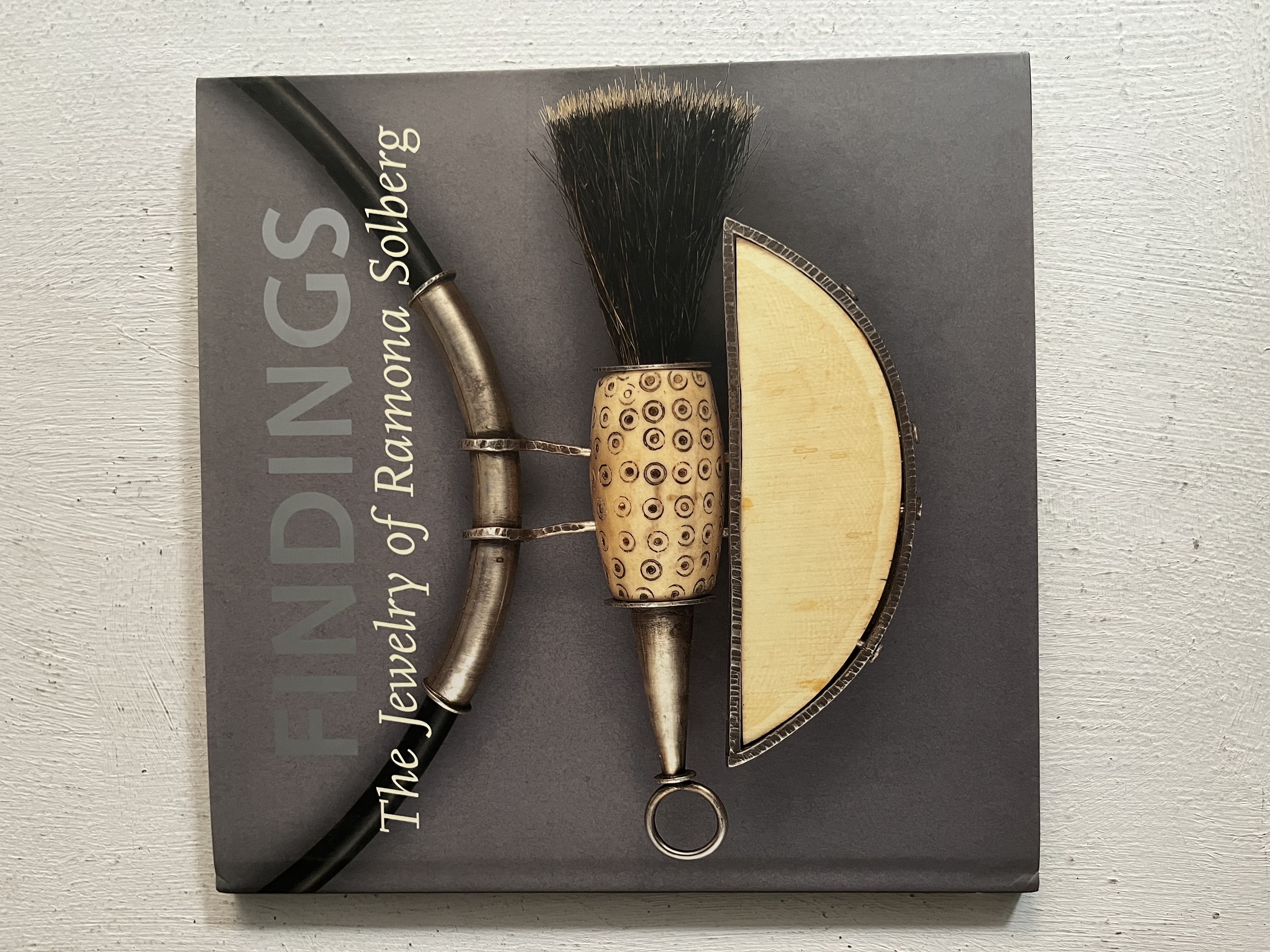Findings: The Jewelry of Ramona Solberg Vicki Halper [Very Good] [Hardcover]