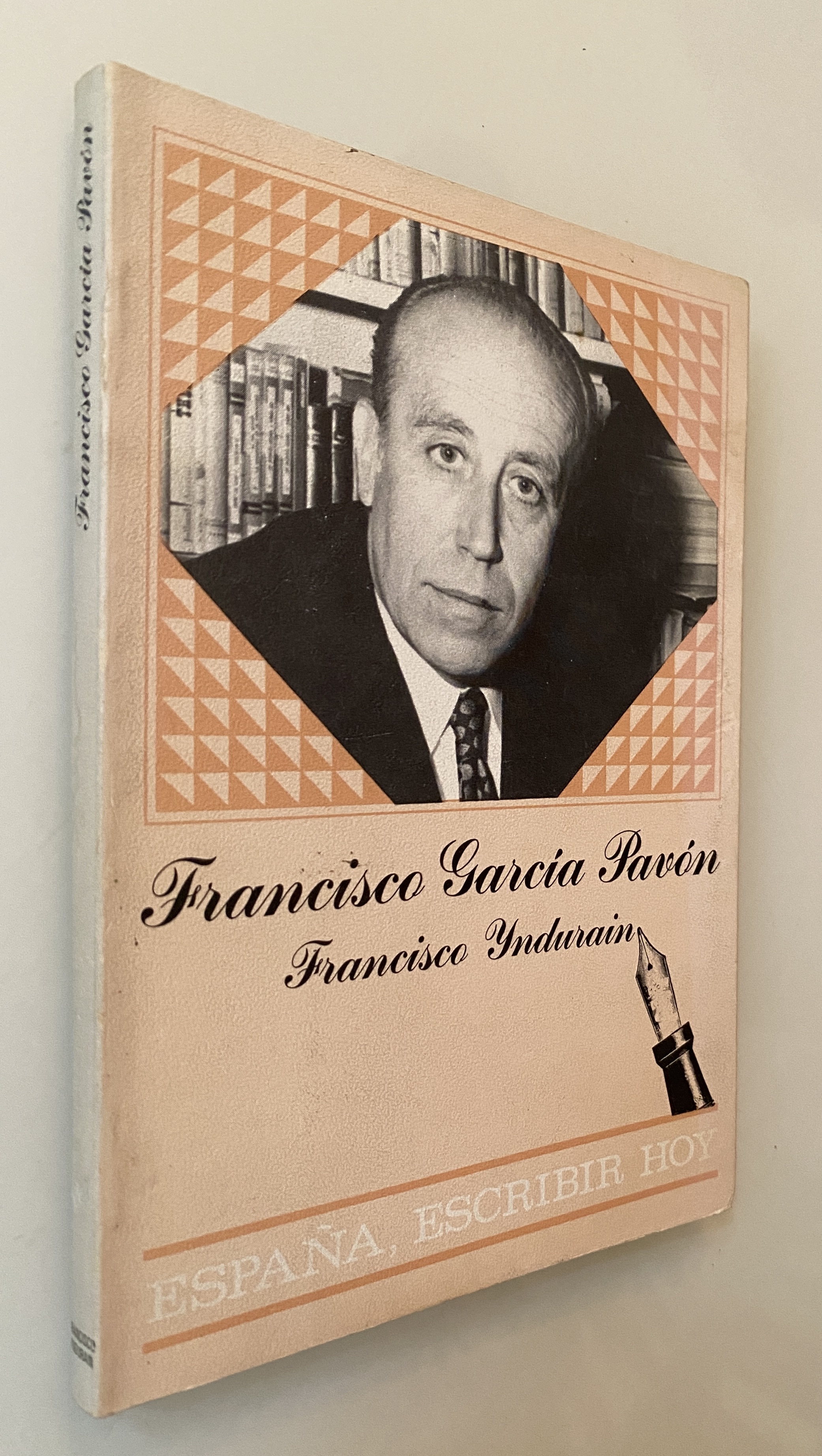 Francisco García Pavón - YNDURAIN, Francisco