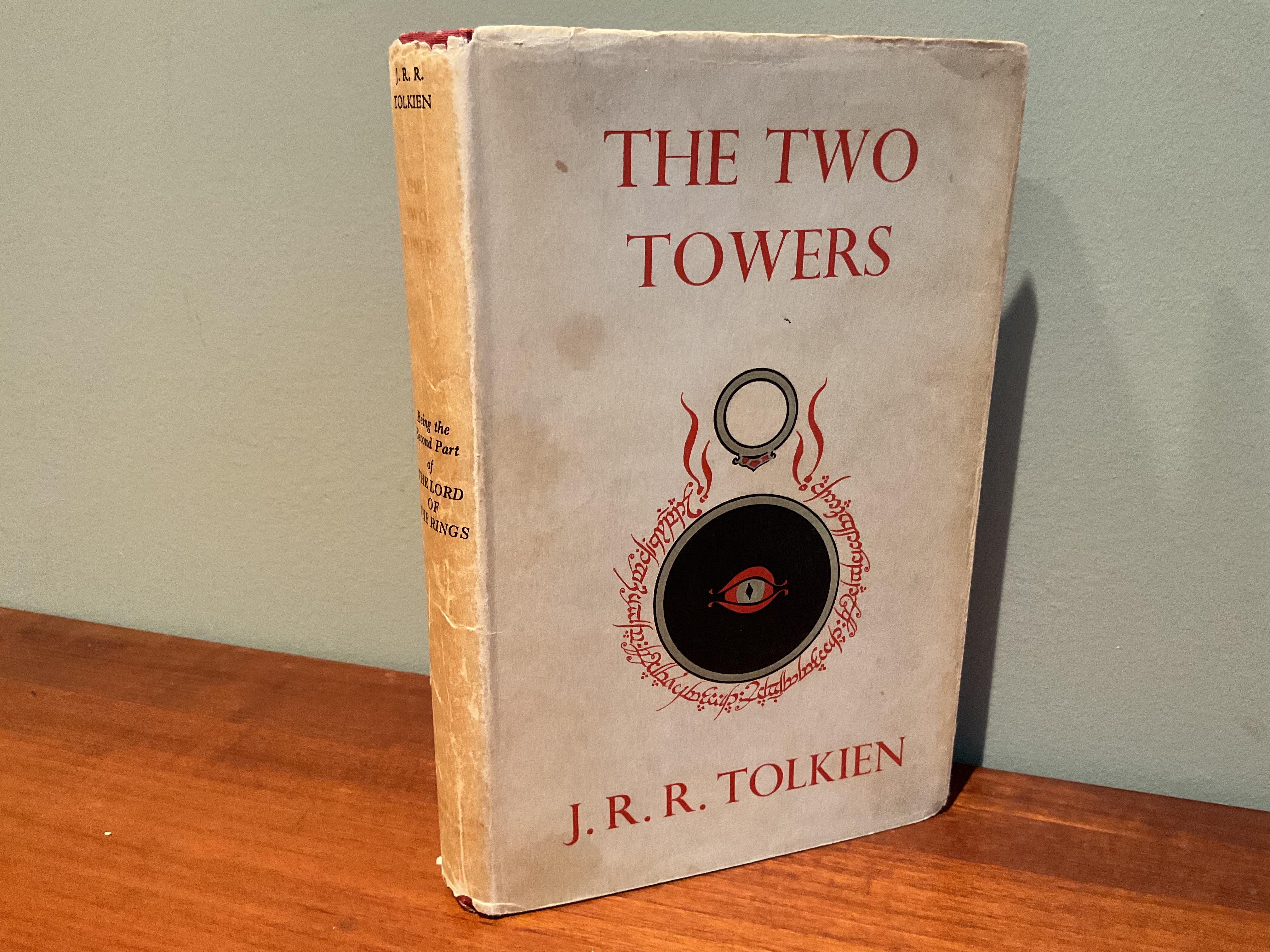 The Two Towers: Being the Second Part of The Lord of the Rings - J.R.R. Tolkien