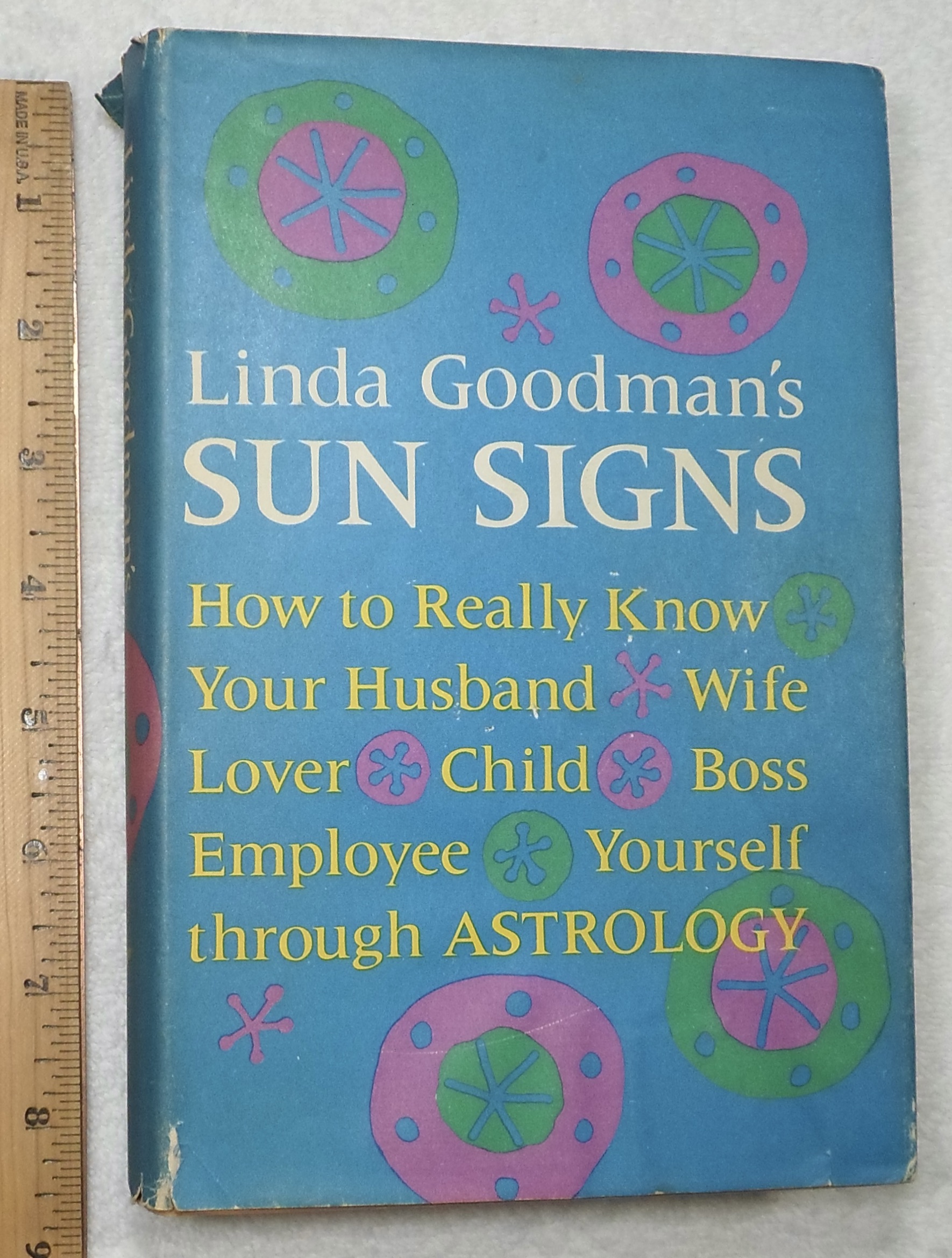 Linda Goodman's Sun Signs Linda Goodman [Near Fine] [Hardcover]