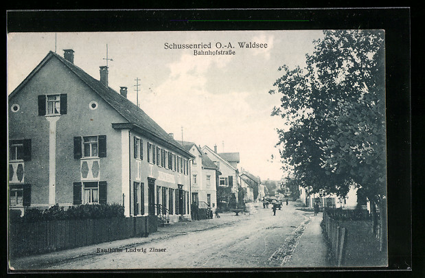 Ansichtskarte Schussenried, Bahnhofstrasse mit Kaufhaus Ludwig Zinser [Very Good]