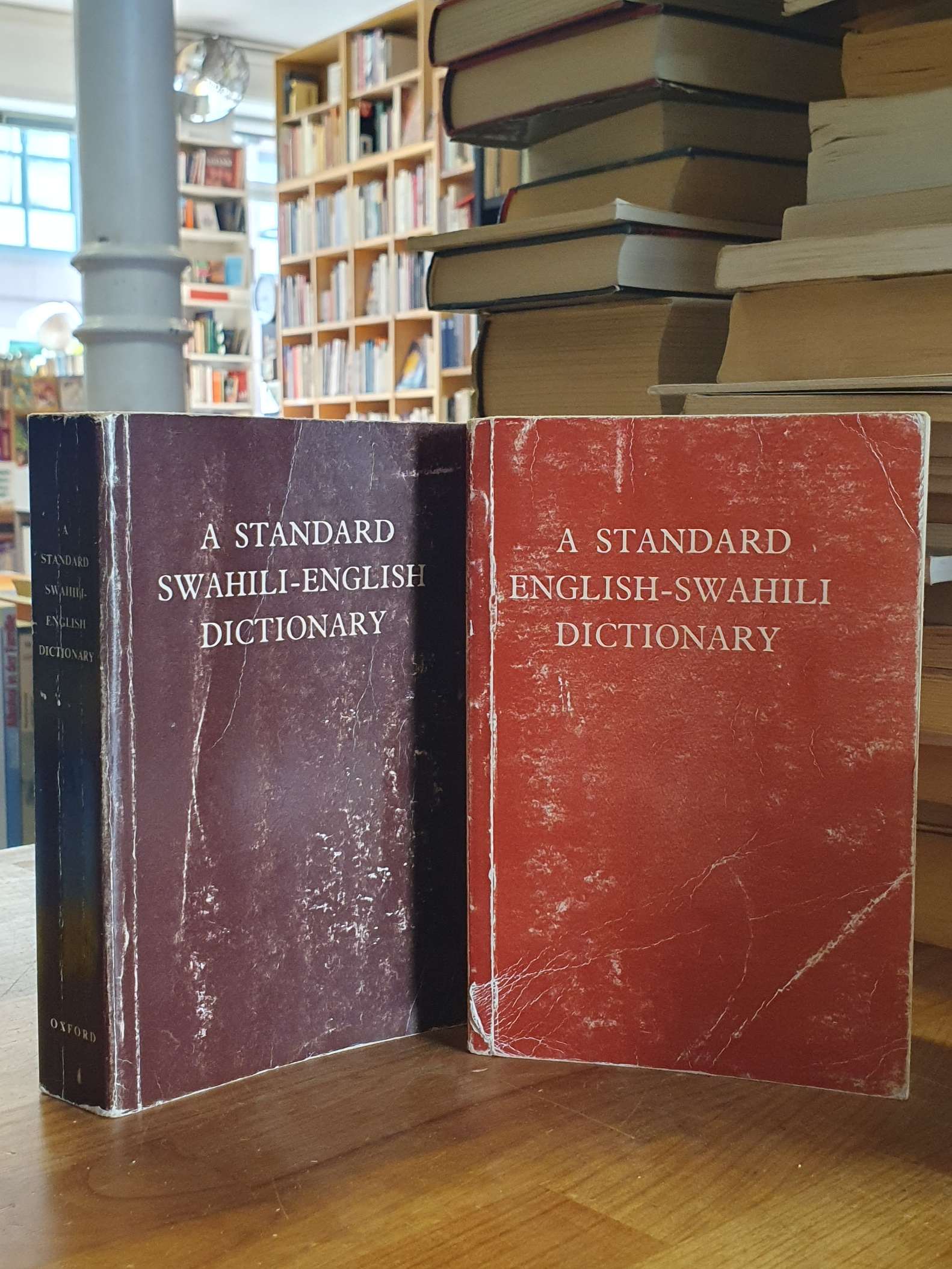 A Standard English-Swahili Dictionary / A Standard Swahili- English Dictionary, [Englisch - Kisuaheli / Kisuaheli - Englisch], - Swahili / Frederick Johnson,