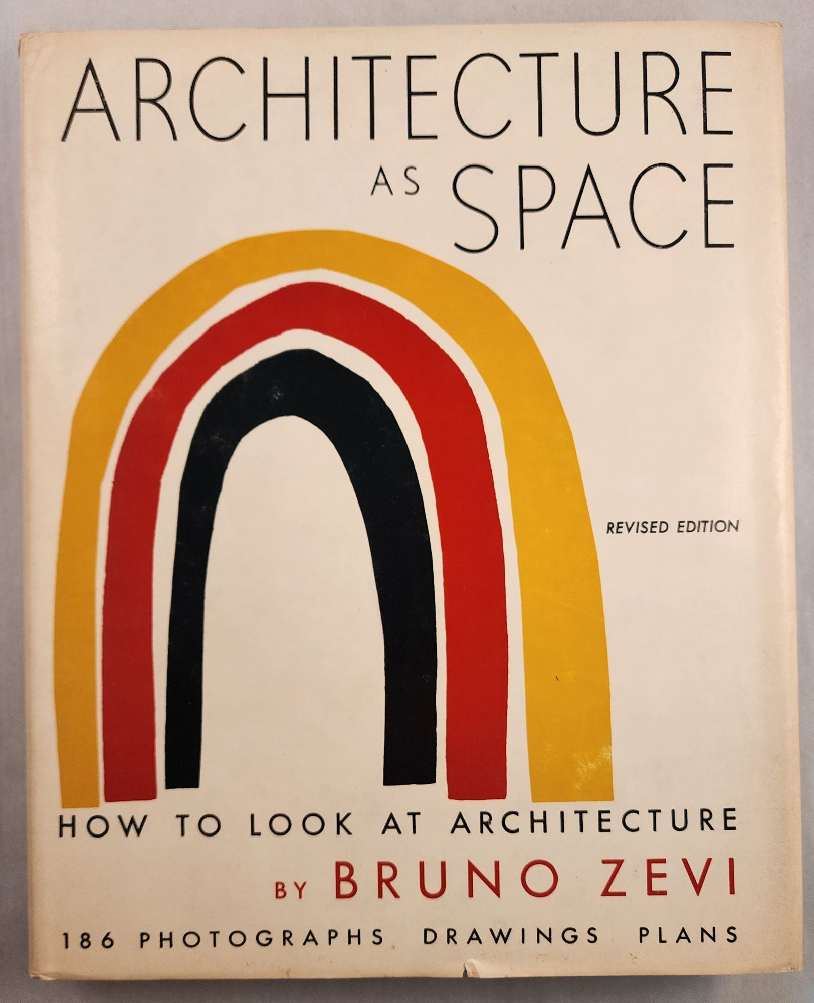 人気定番の Look to How Space As Architecture at Zevi by Architecture 洋書