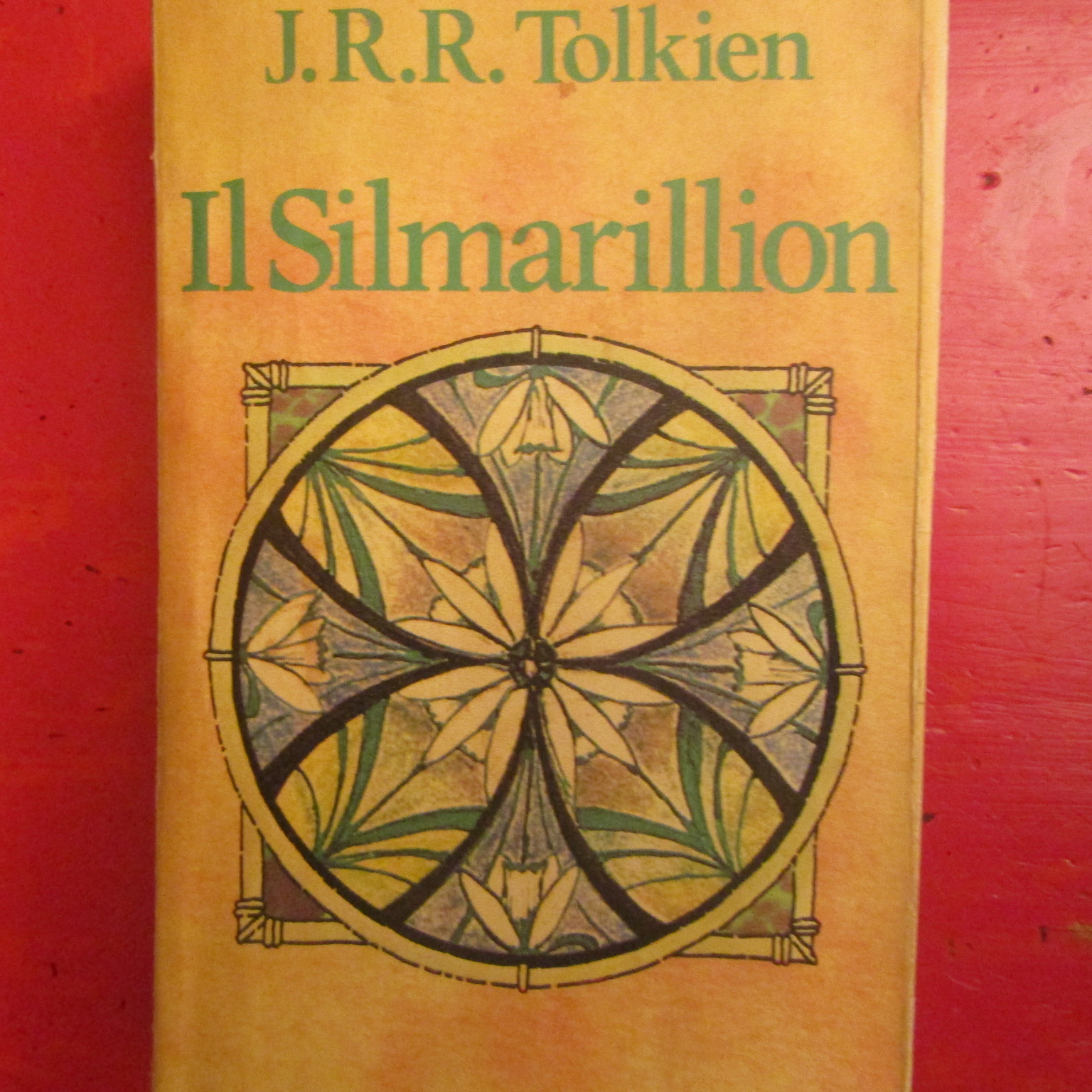 Il Silmarillion - John Ronald Reuel Tolkien