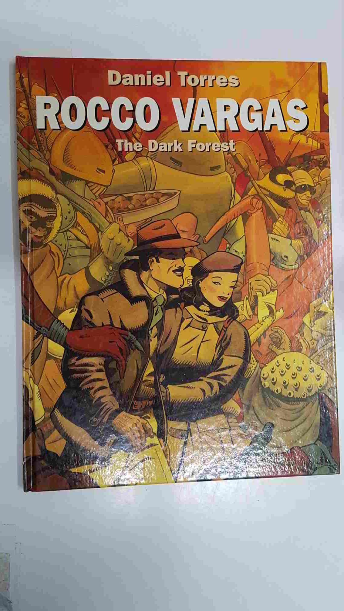 Dark Horse: Rocco Vargas - The Dark Forest por Daniel Torres - Varios