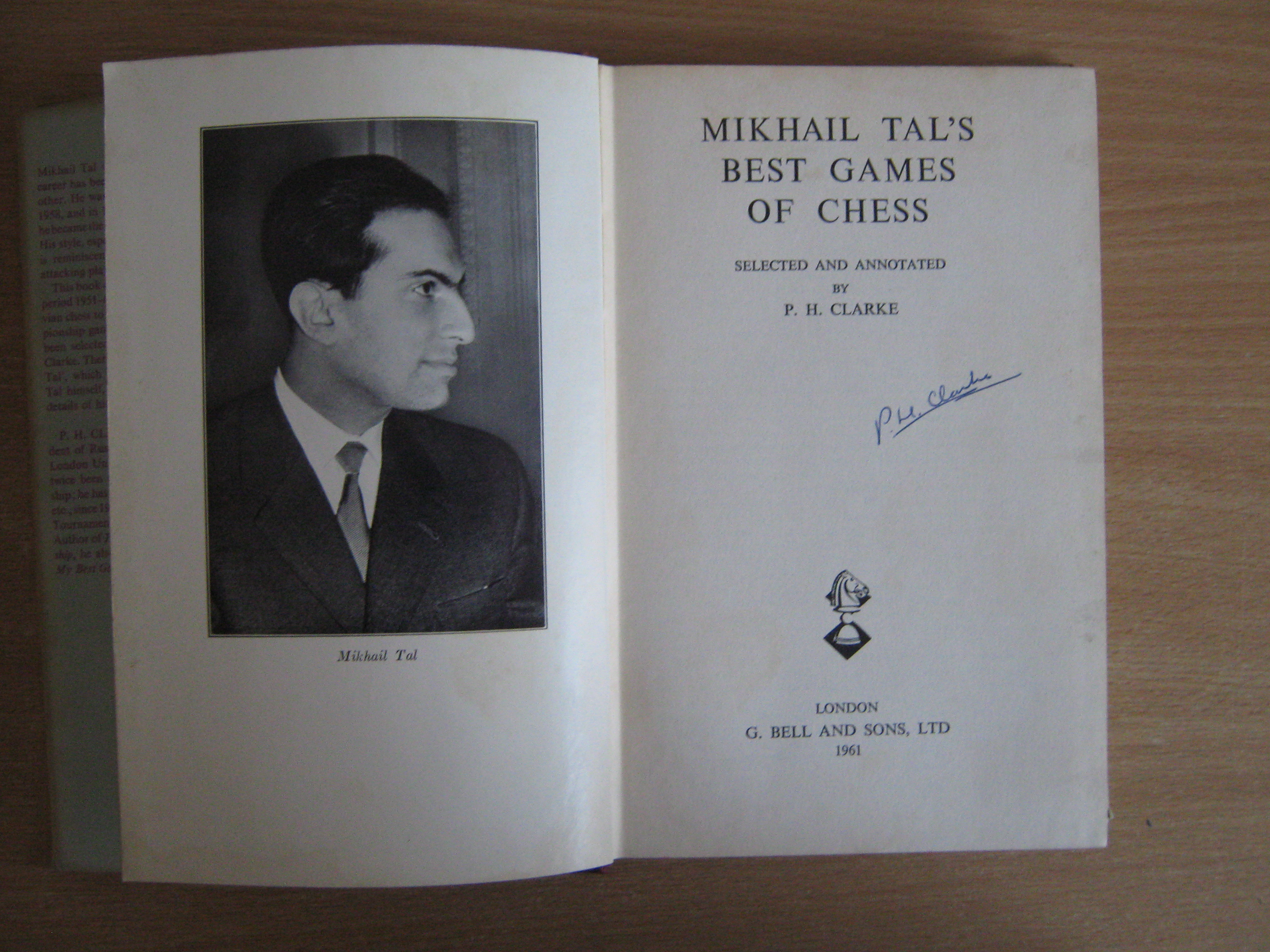 Selected Chess Games - Tal, Mikhail: 9780486231129 - AbeBooks