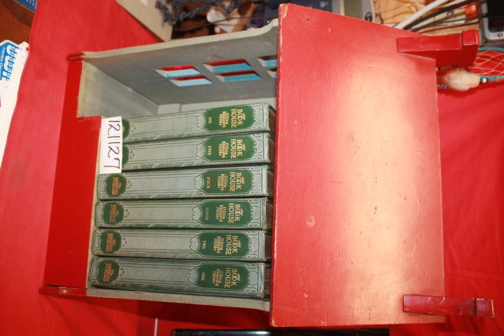 My Bookhouse Volumes 1-6 with Original My Bookhouse Wooden Doll House Miller, Olive Beaupre [Fair] [Hardcover]
