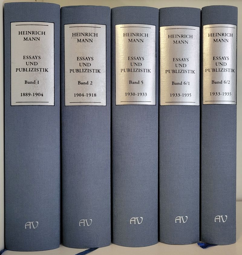 Essays und Publizistik. Band 1, 2, 5, 6/1 u. 6/2. Kritische Gesamtausgabe. - Mann, Heinrich, Wolfgang Klein (Hrsg.) Anne Flierl (Hrsg.) u. a.