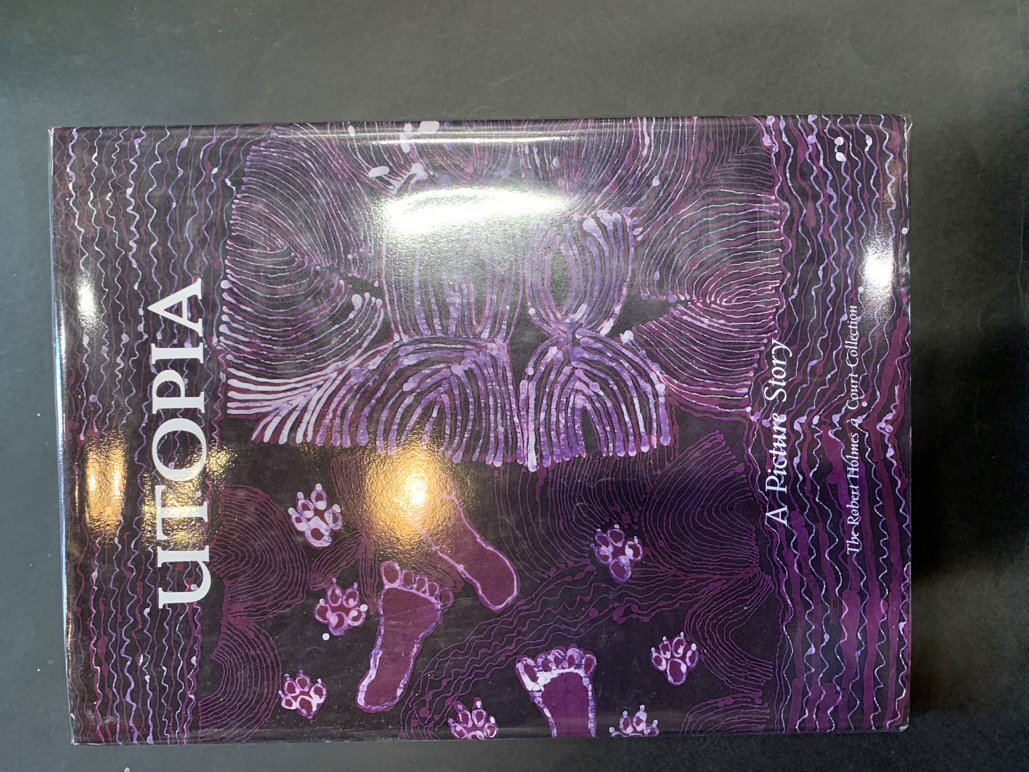 Utopia A Picture Story 88 Silk Batiks from The Robert Holmes a Court Collection Brody, Anne Marie [Near Fine] [Hardcover]