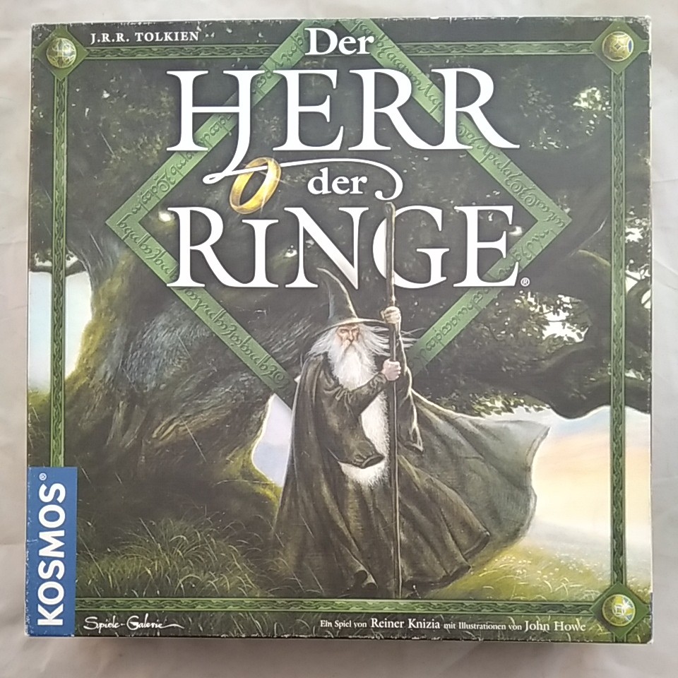 KOSMOS 686918: J.R.R. Tolkien - Der Herr der Ringe [Brettspiel]. Achtung! Nicht geeignet für Kinder unter 3 Jahren. - Knizia, Reiner und John Howe (Ill.)