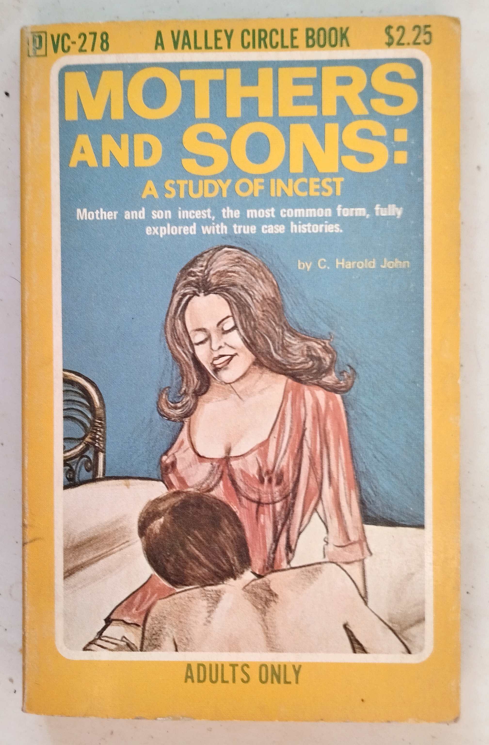 MOTHERS AND SONS: A STUDY OF INCEST. by C. HAROLD JOHN.: Bien  Encuadernación de tapa blanda (1974) | LIBRERIA CLIO