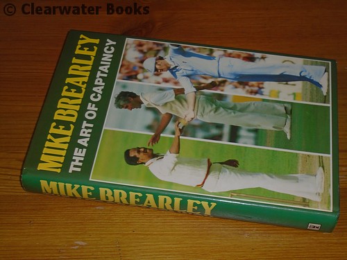 The Art of Captaincy. (SIGNED) MIKE BREARLEY. [Near Fine] [Hardcover]