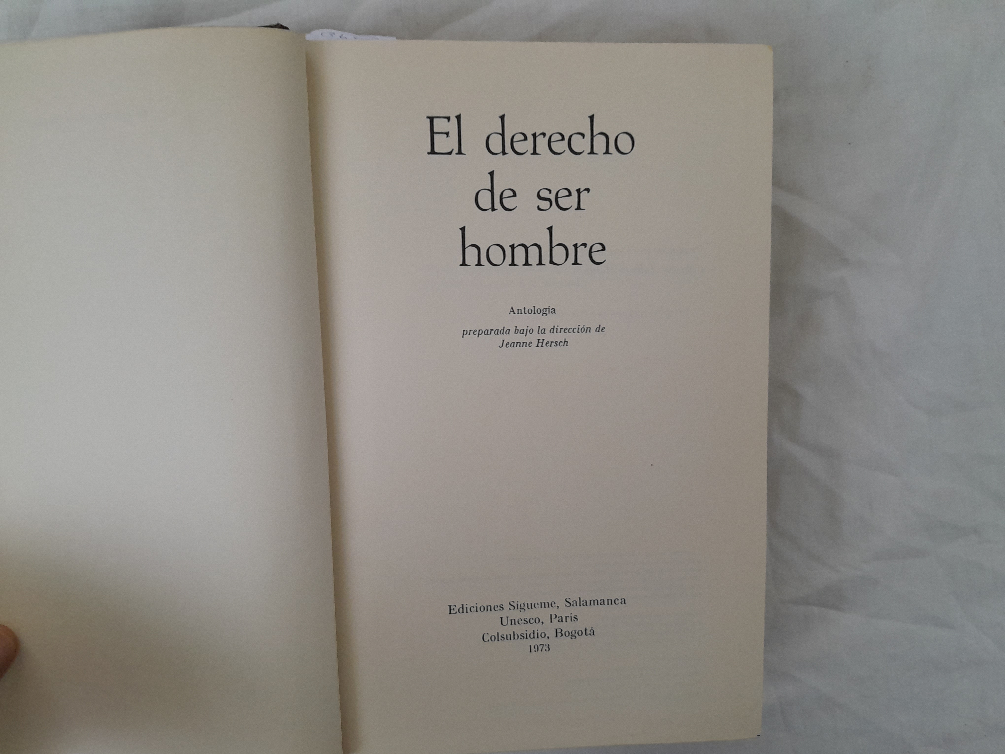 El Derecho de ser hombre: antología