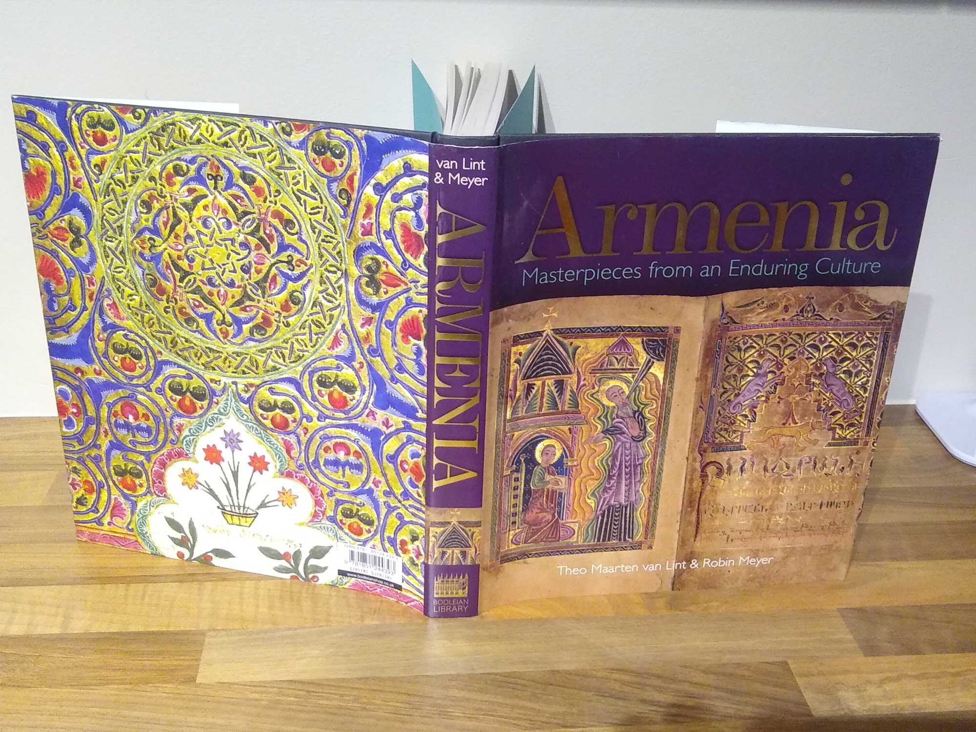 Armenia: Masterpieces from an Enduring Culture - van Lint (Theo Maarten) & Robin Myers van