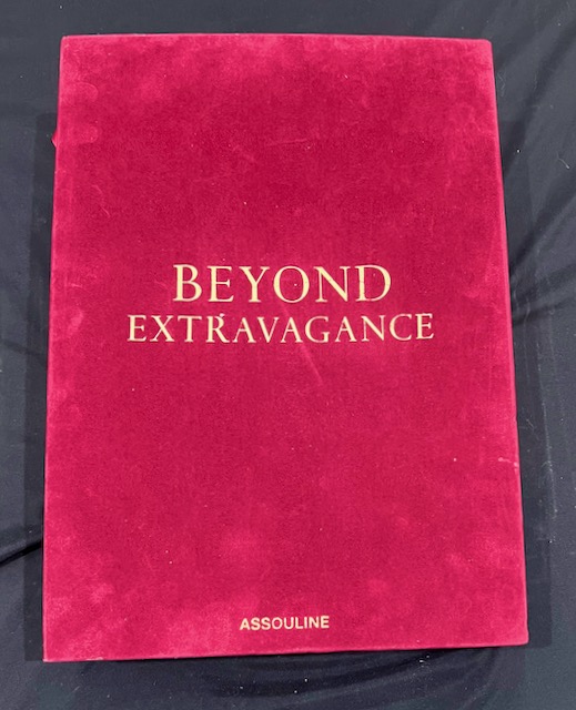 Beyond Extravagance. A Royal Collection of Gems and Jewels Beyond Extravagance. A Royal Collection of Gems and Jewels
