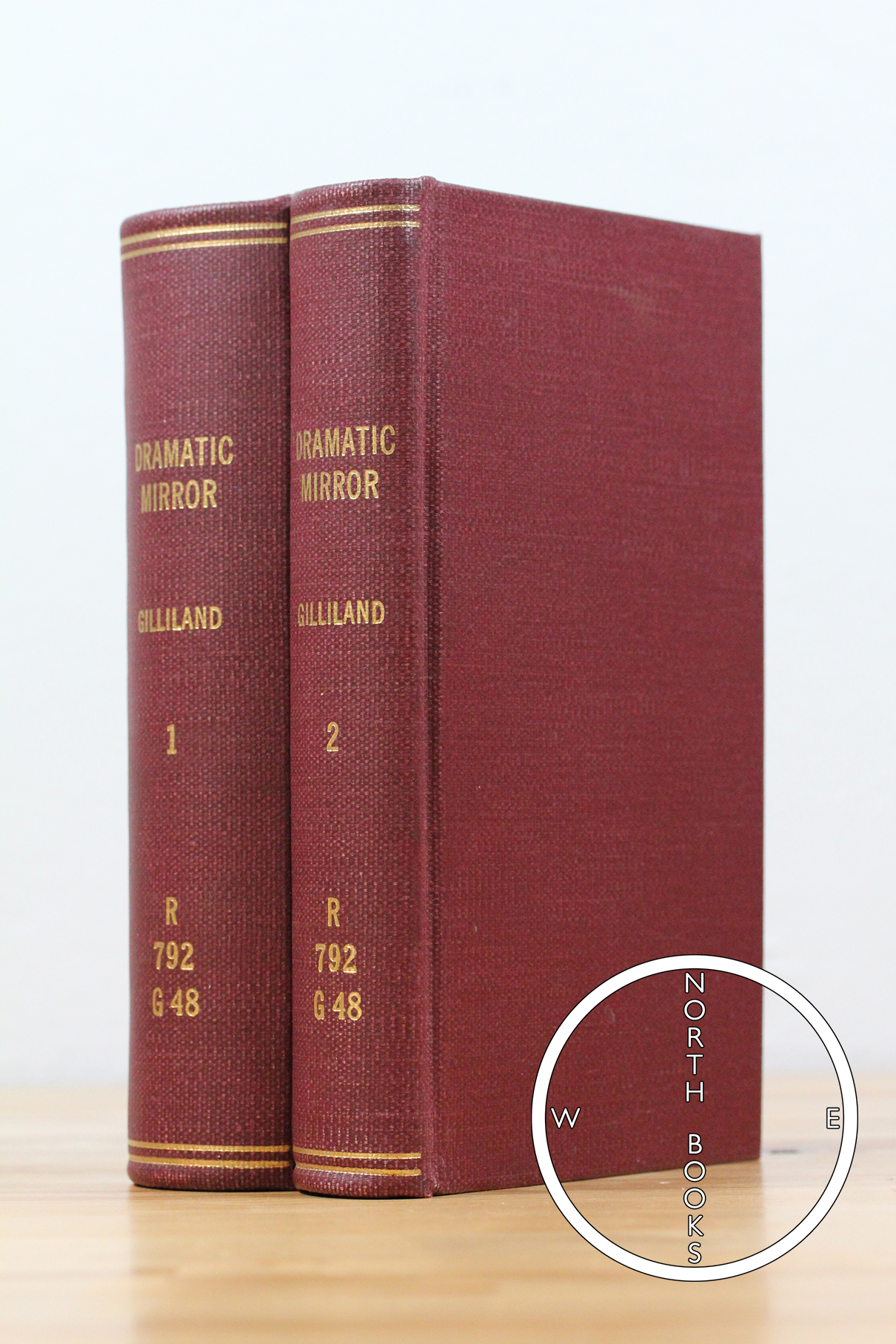 【サイズ交換ＯＫ】 Dramatic The Mirror: Stage the of History the Containing 洋書