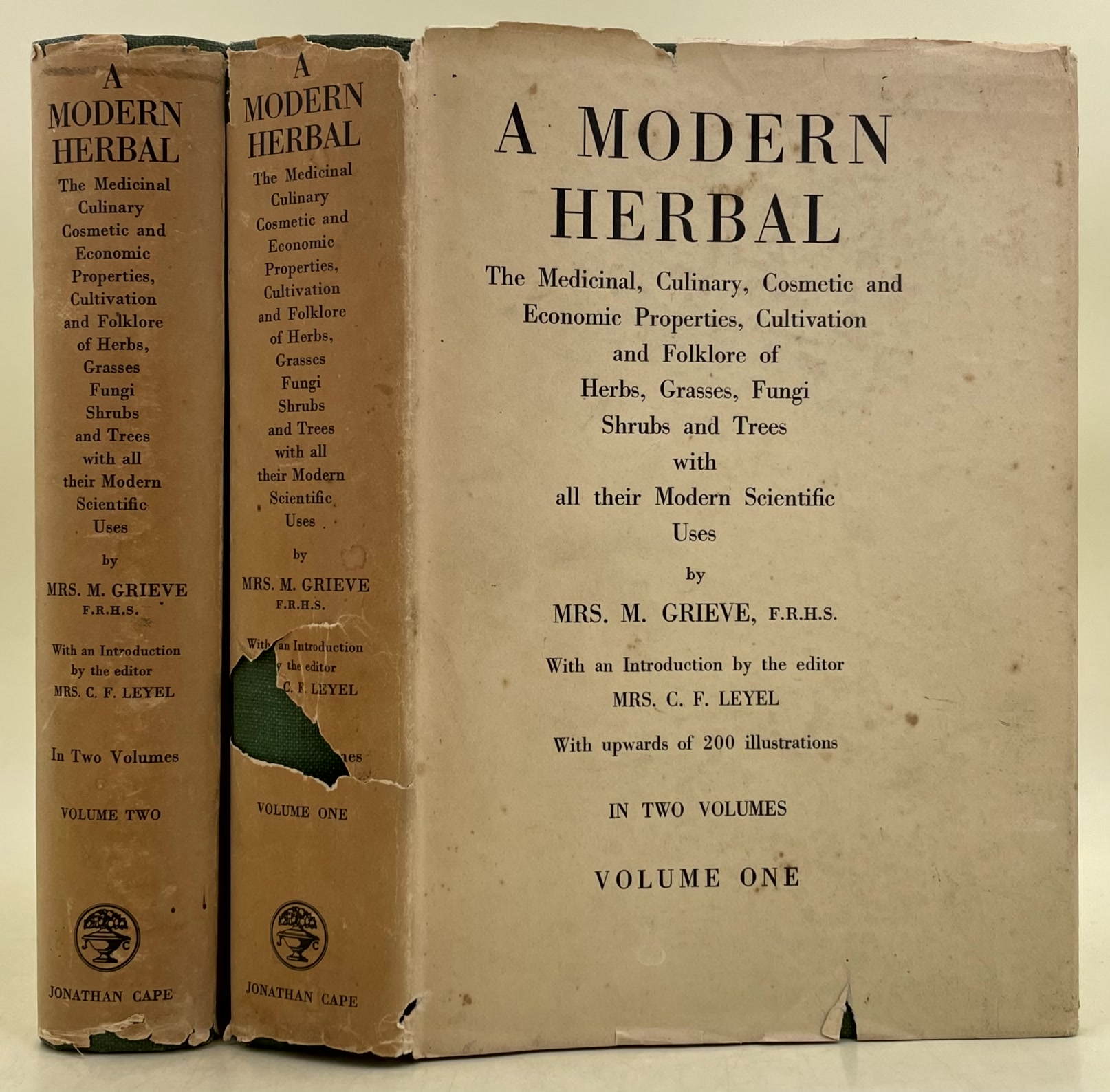 A Modern Herbal the medicinal, culinary, cosmetic etc.etc. Grieve, Mrs, M. [ ] [Hardcover]