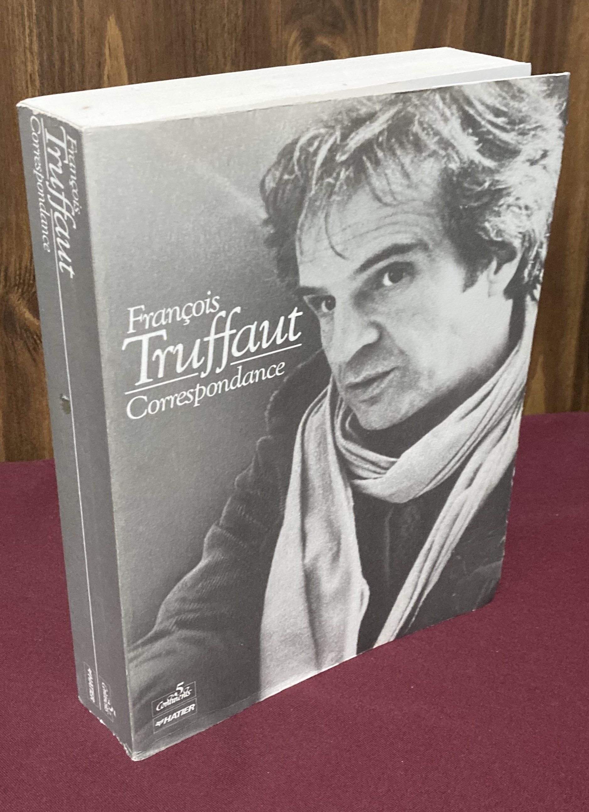 Correspondance: Lettres by Francois Truffaut: Near Fine Soft cover