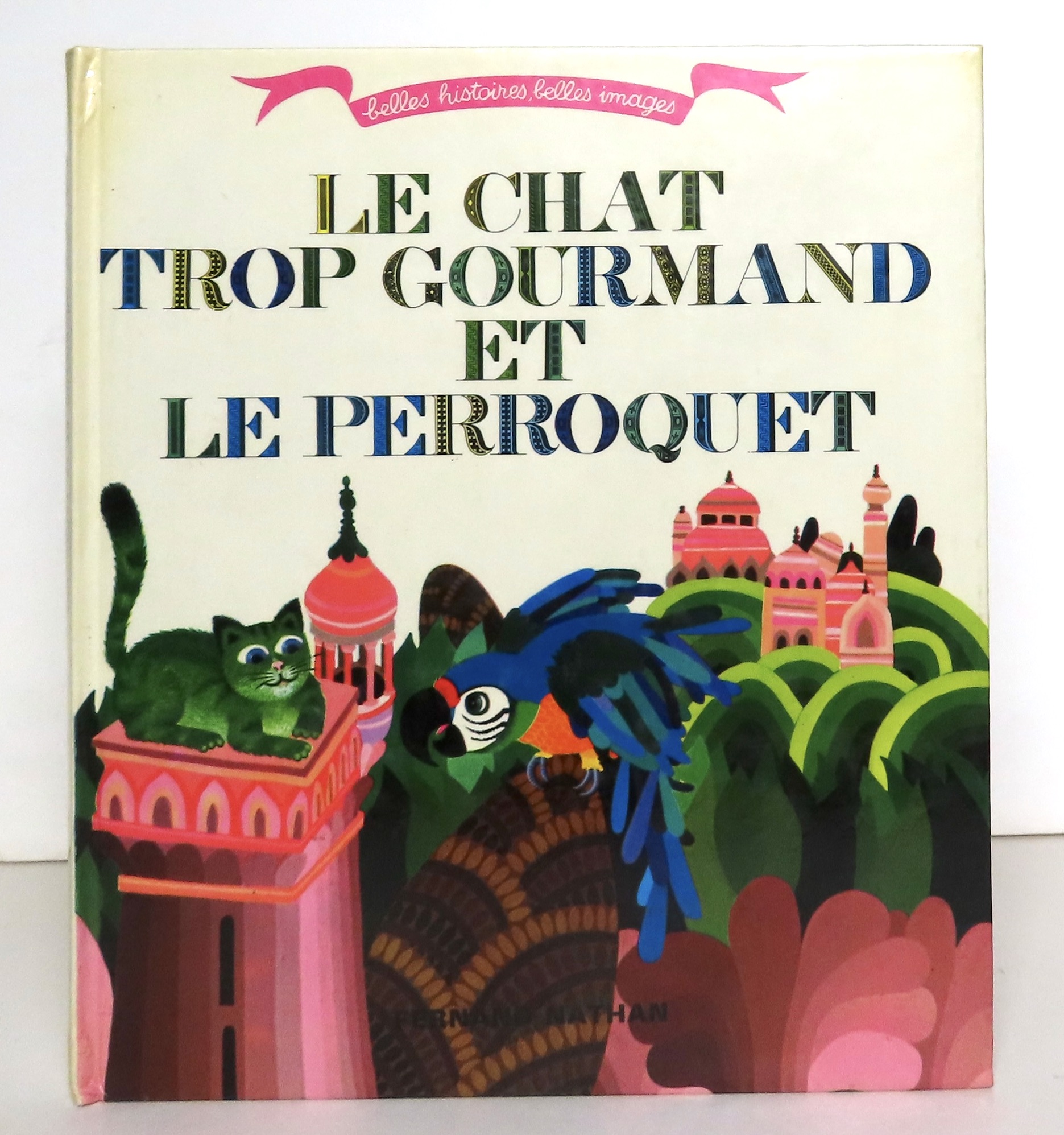 Le chat trop gourmand et le perroquet.