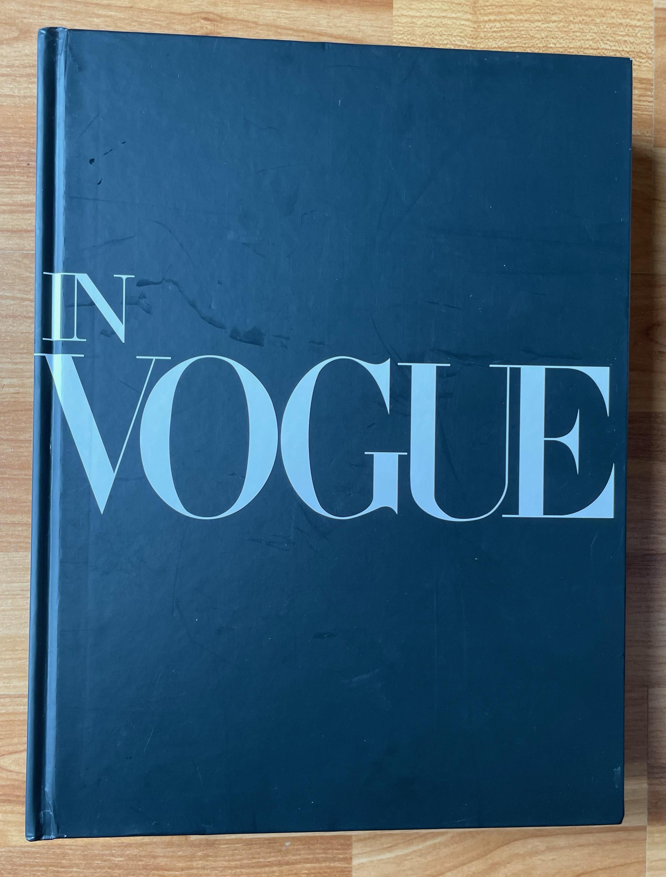 In Vogue. The Illustrated History of the World's Most Famous Fashion Magazine - Angeletti, Norberto; Alberto Oliva