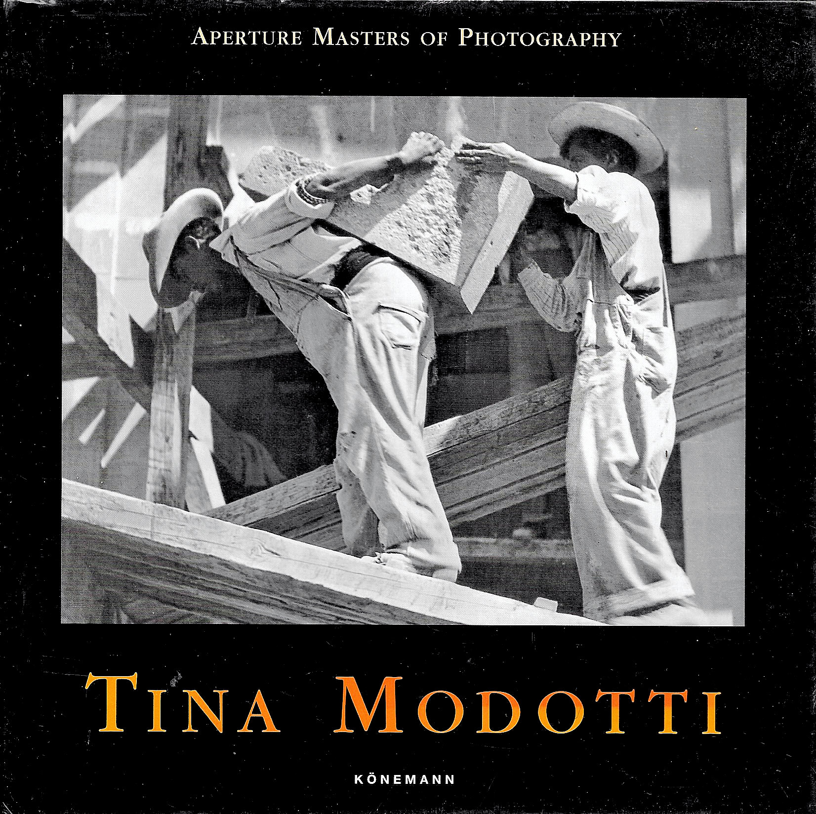 Tina Modotti - Aperture Masters of Photography - Tina Modotti [photographer] and Margaret Hooks