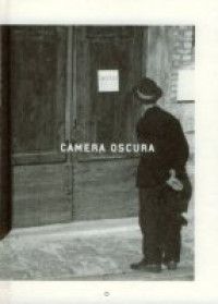 Camera Oscura: Art, craft, agriculture: Ken Lum, Haim Steinbach, Gwen Smith, Peter Nagy, Joseph Kosuth, Heimo Zobernig, Clegg & Guttmann, Amos Poe, . Konstantin Grcic u.v.a. - Cornelia Lauf / Ken Lum (Hg./Eds.)