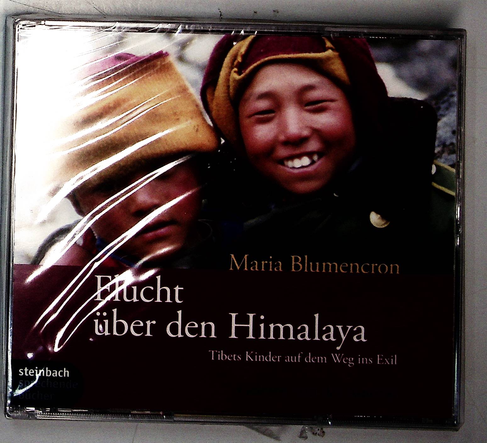 Flucht über den Himalaya. Tibets Kinder auf dem Weg ins Exil. 4 CDs Tibets Kinder auf dem Weg ins Exil. Autorisierte Hörfassung - Maria Blumencron, Maria und Maria Maria Blumencron