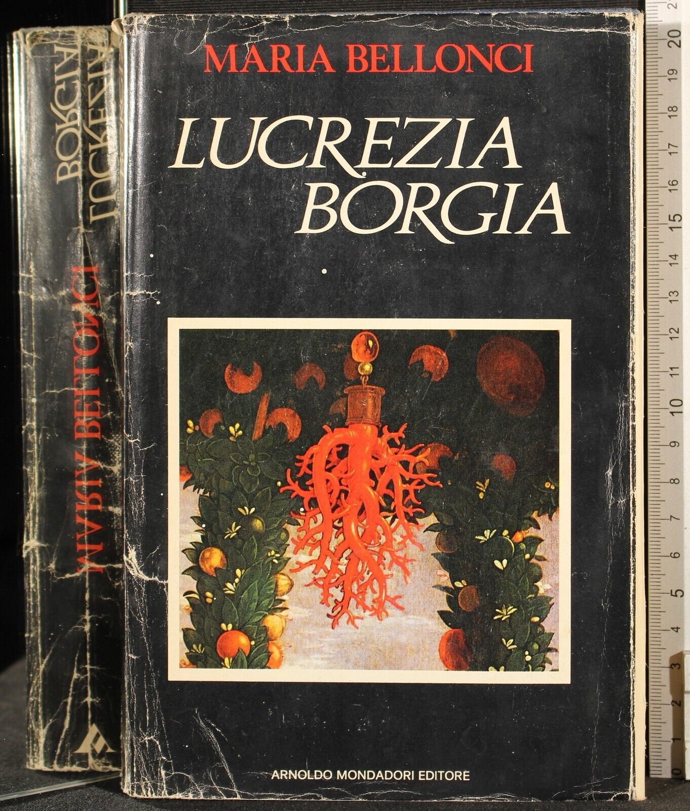 Lucrezia Borgia - Maria Bellonci