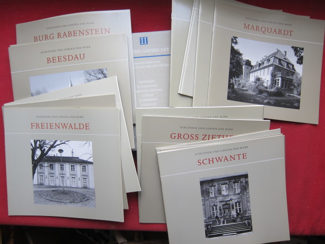Schlösser und Gärten der Mark; Konvolut aus 27 Heften. von