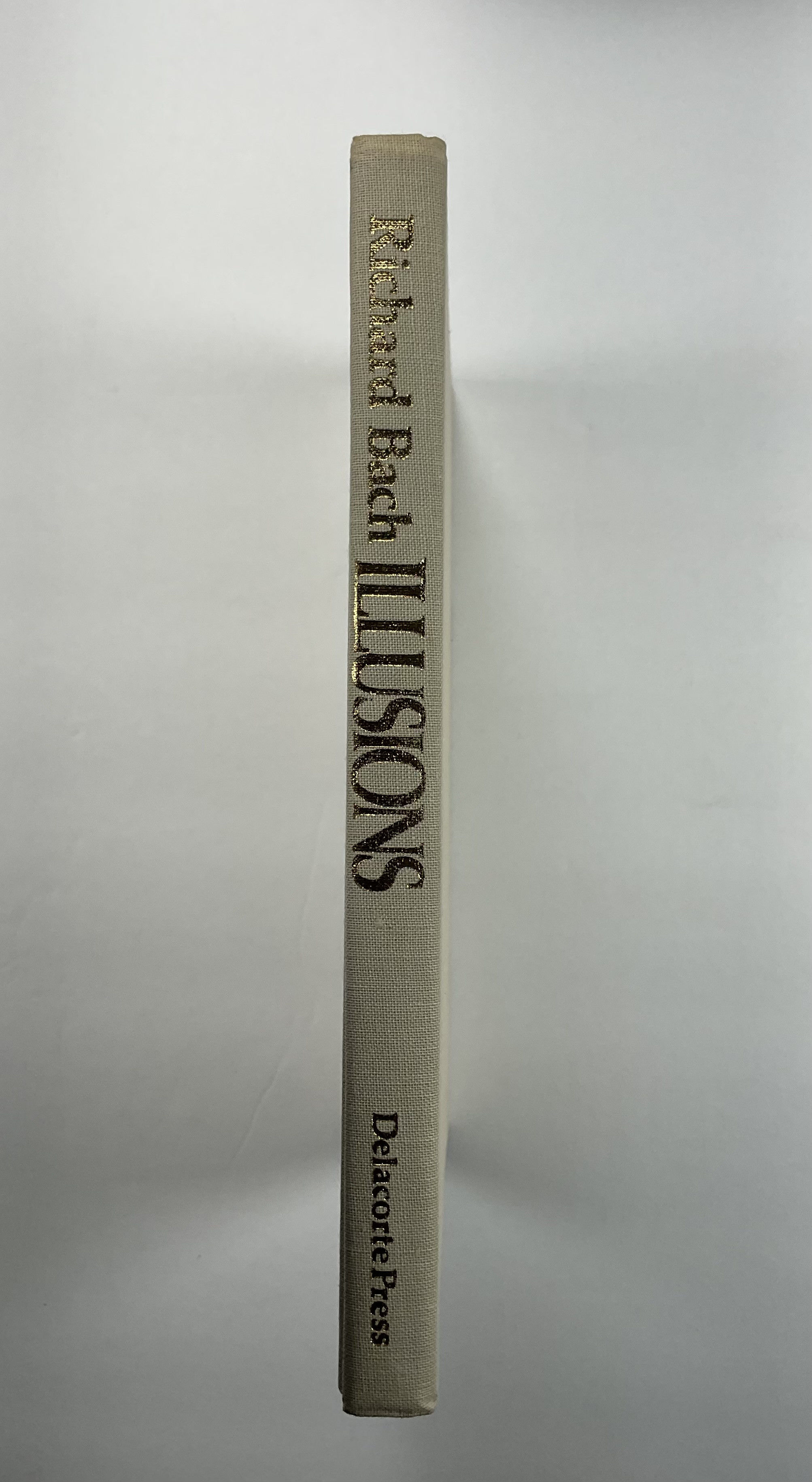 Illusions The Adventures of a Reluctant Messiah (signed, with doublepage sketch by the author