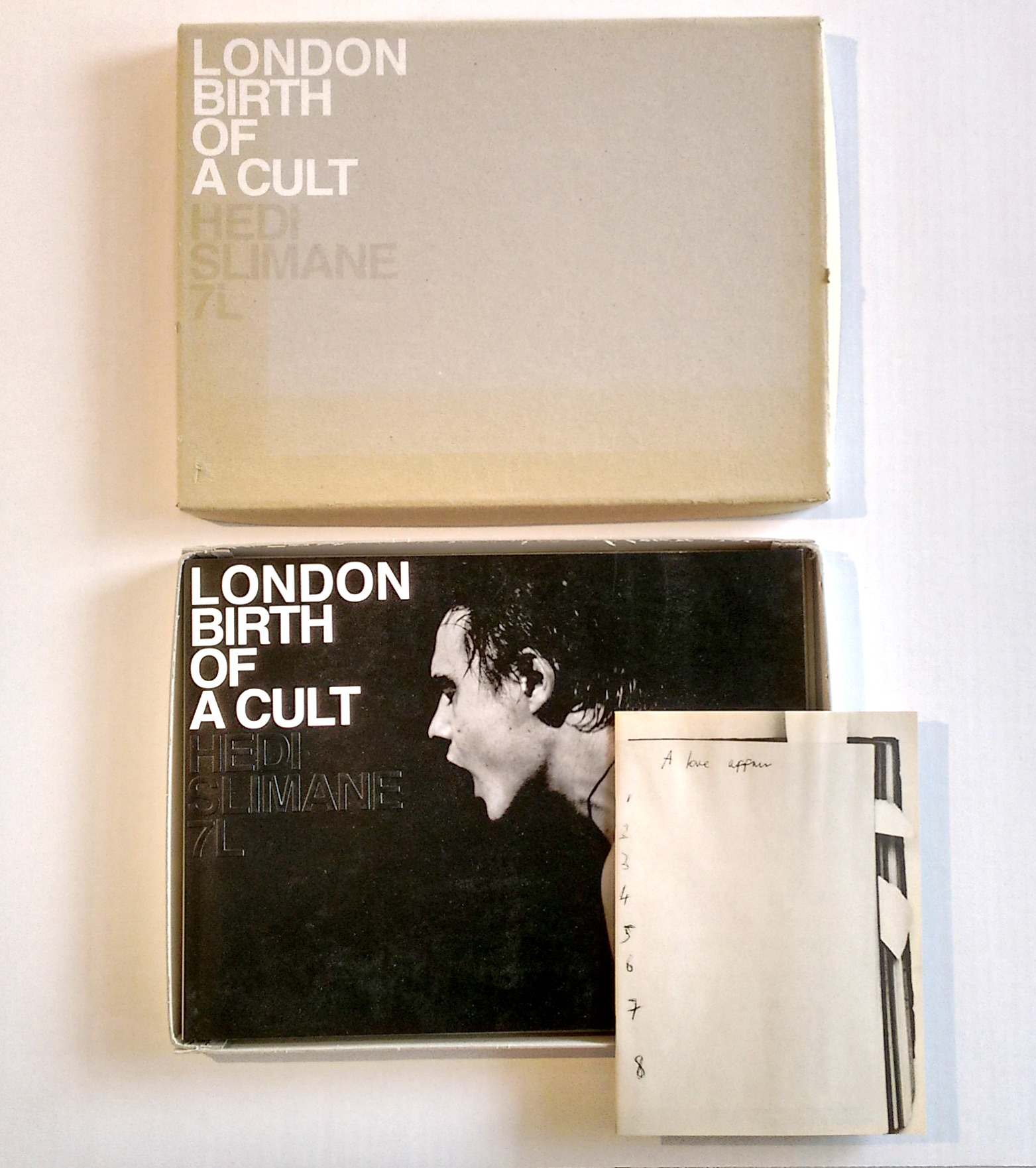 LONDON BIRTH OF A CULT : Hedi Slimane by Slimane, Hedi: Very LONDON BIRTH OF A CULT : Hedi Slimane by Slimane, Hedi: Very