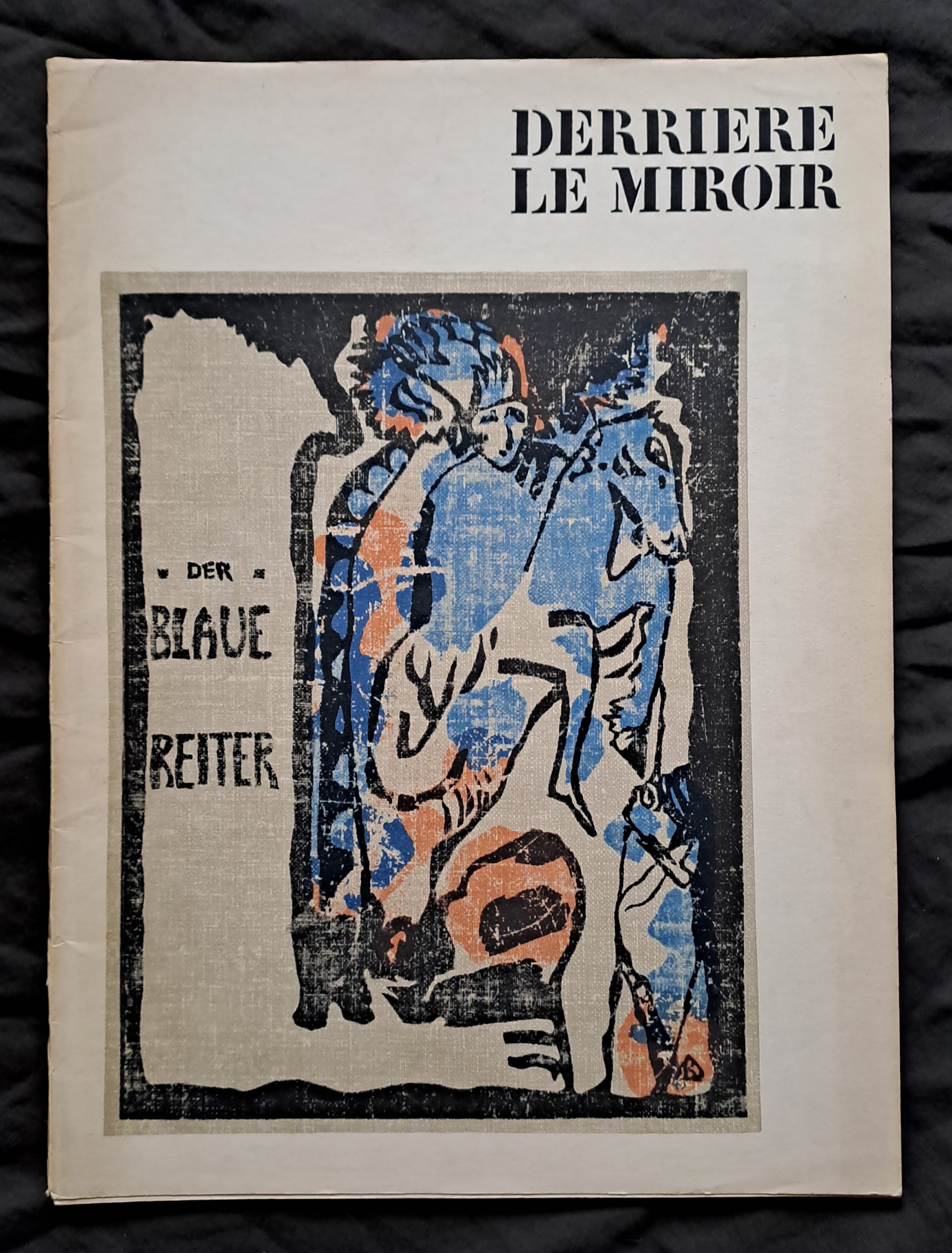 DerrièRe Le Miroir …