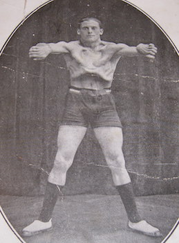 Black & White Postc…