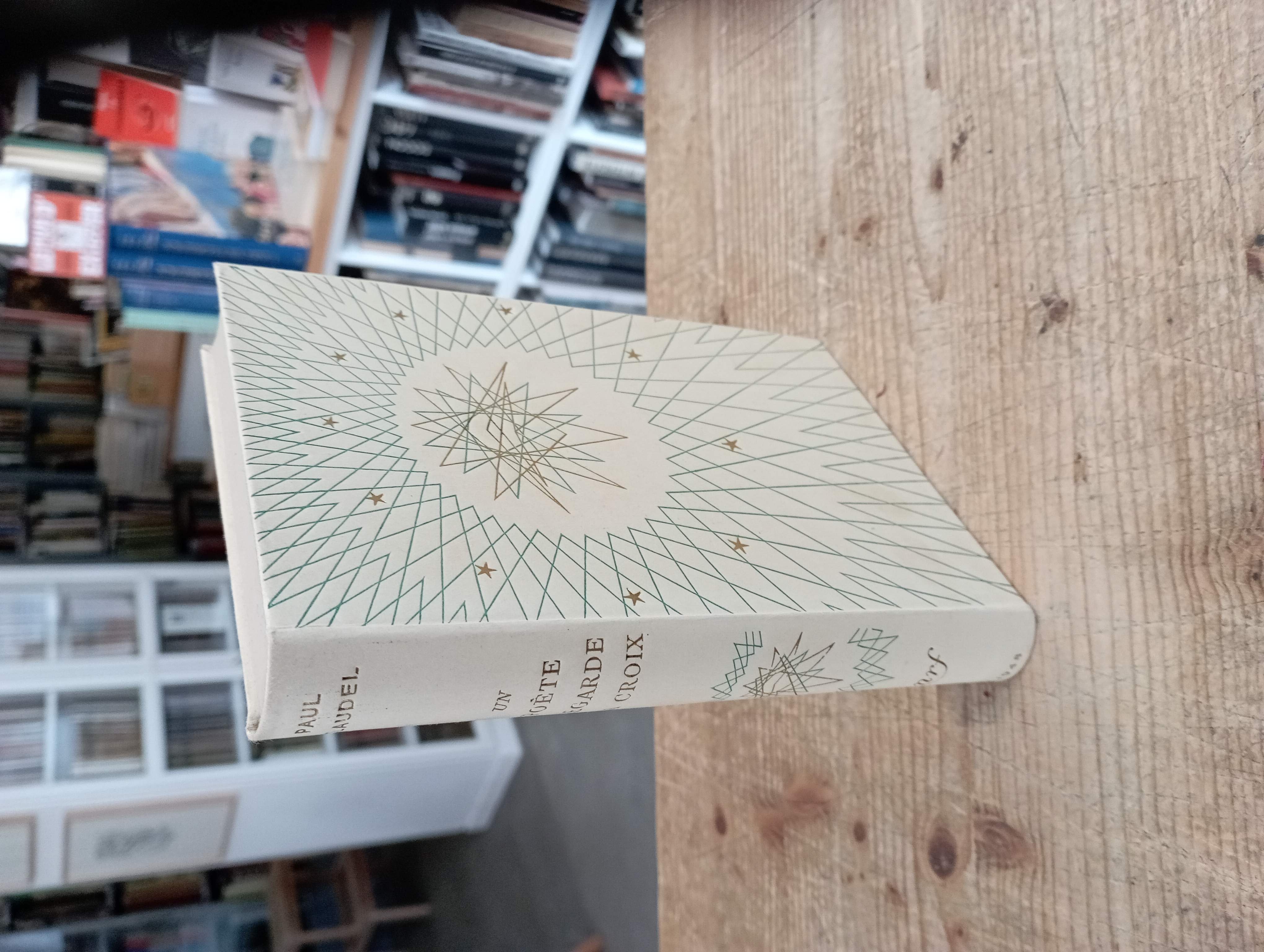 Un PoèTe Regarde La…