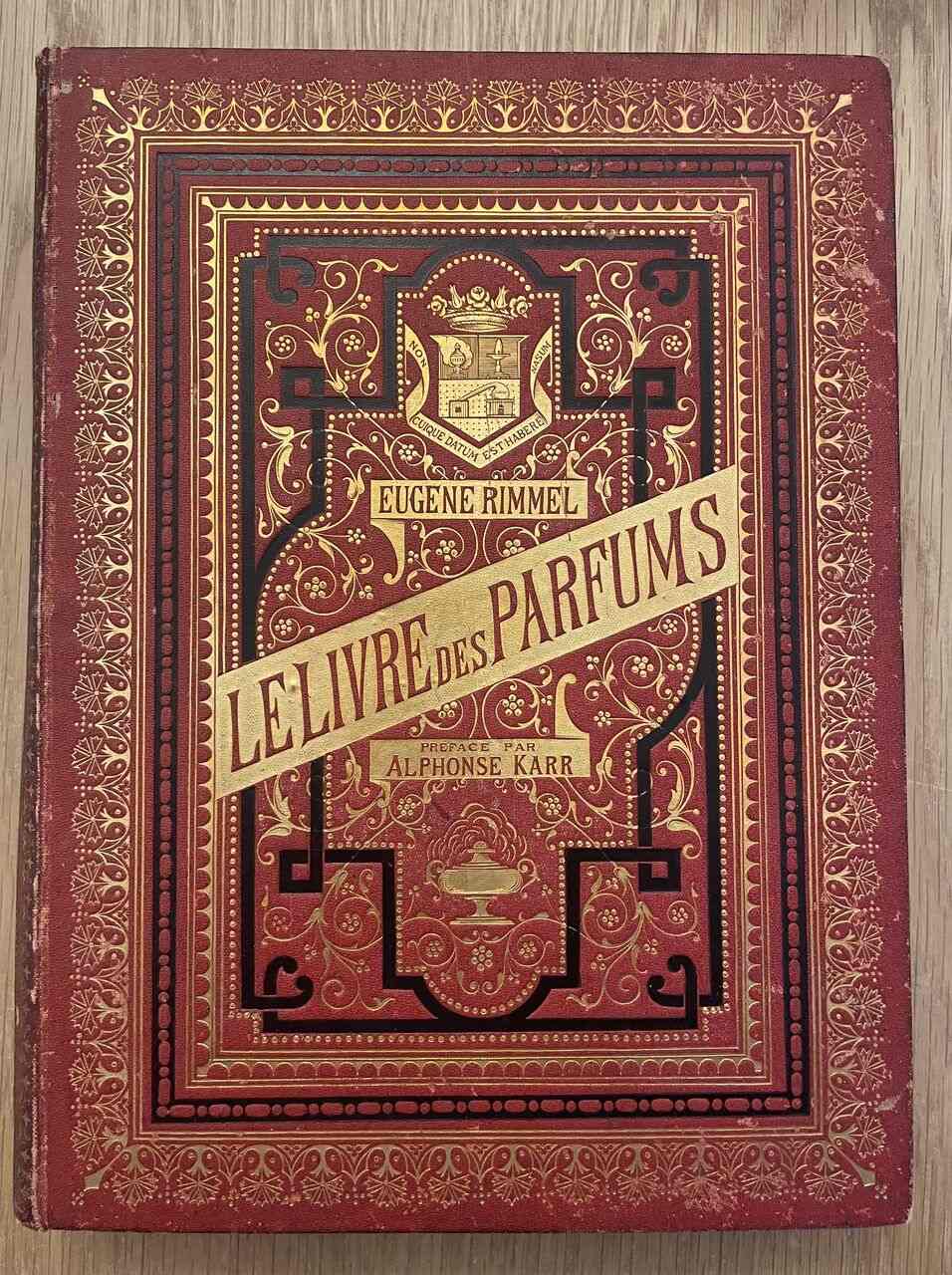 Le Livre Des Parfum…